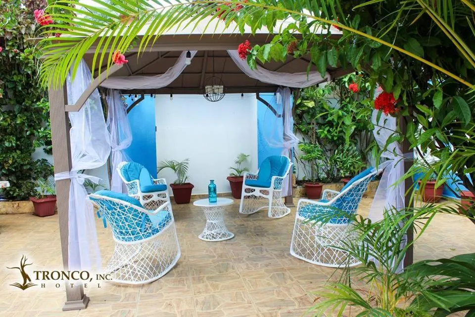 Spring in Hotel El Tronco Inc