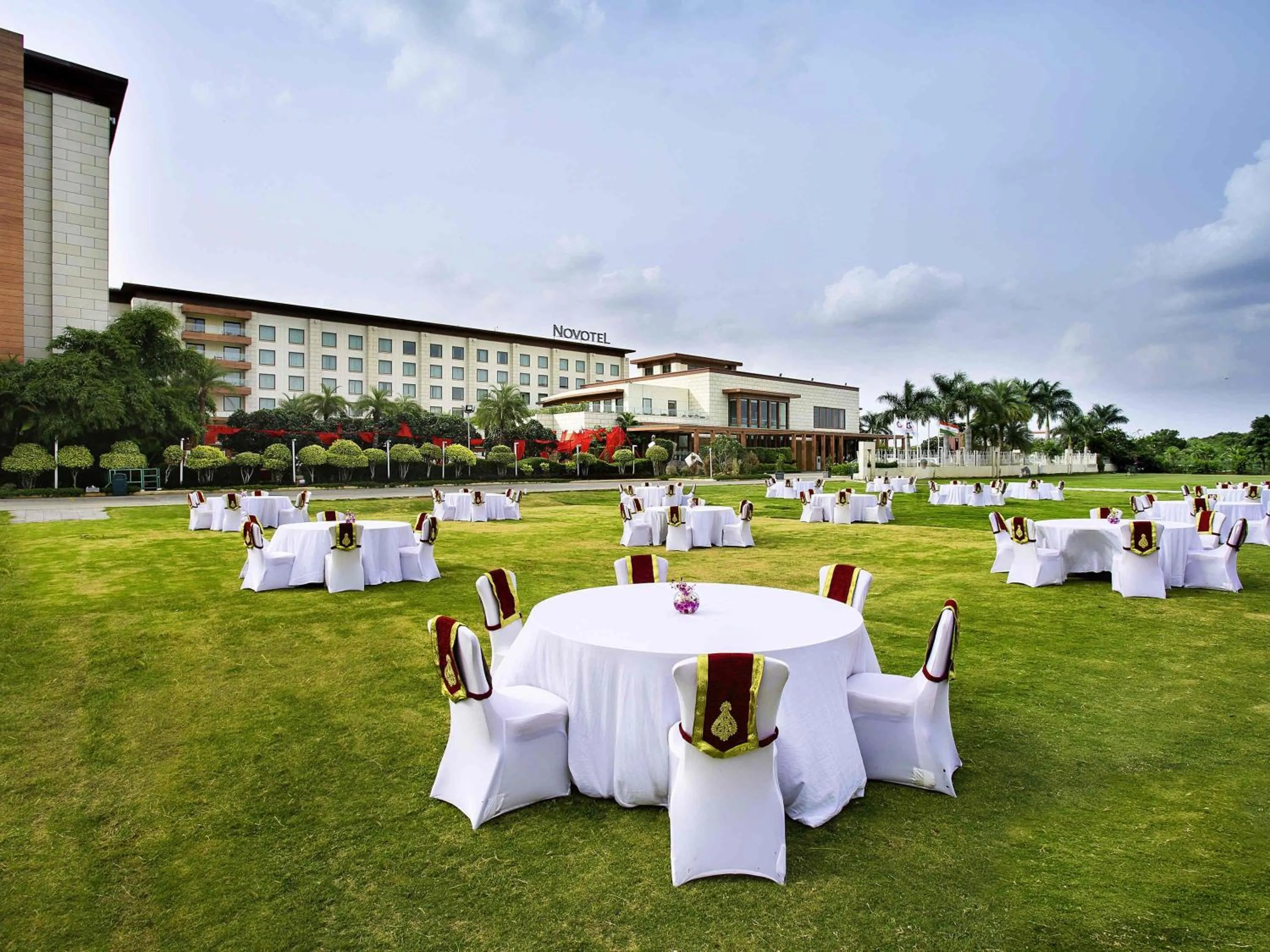 Bedroom in Novotel Hyderabad Airport
