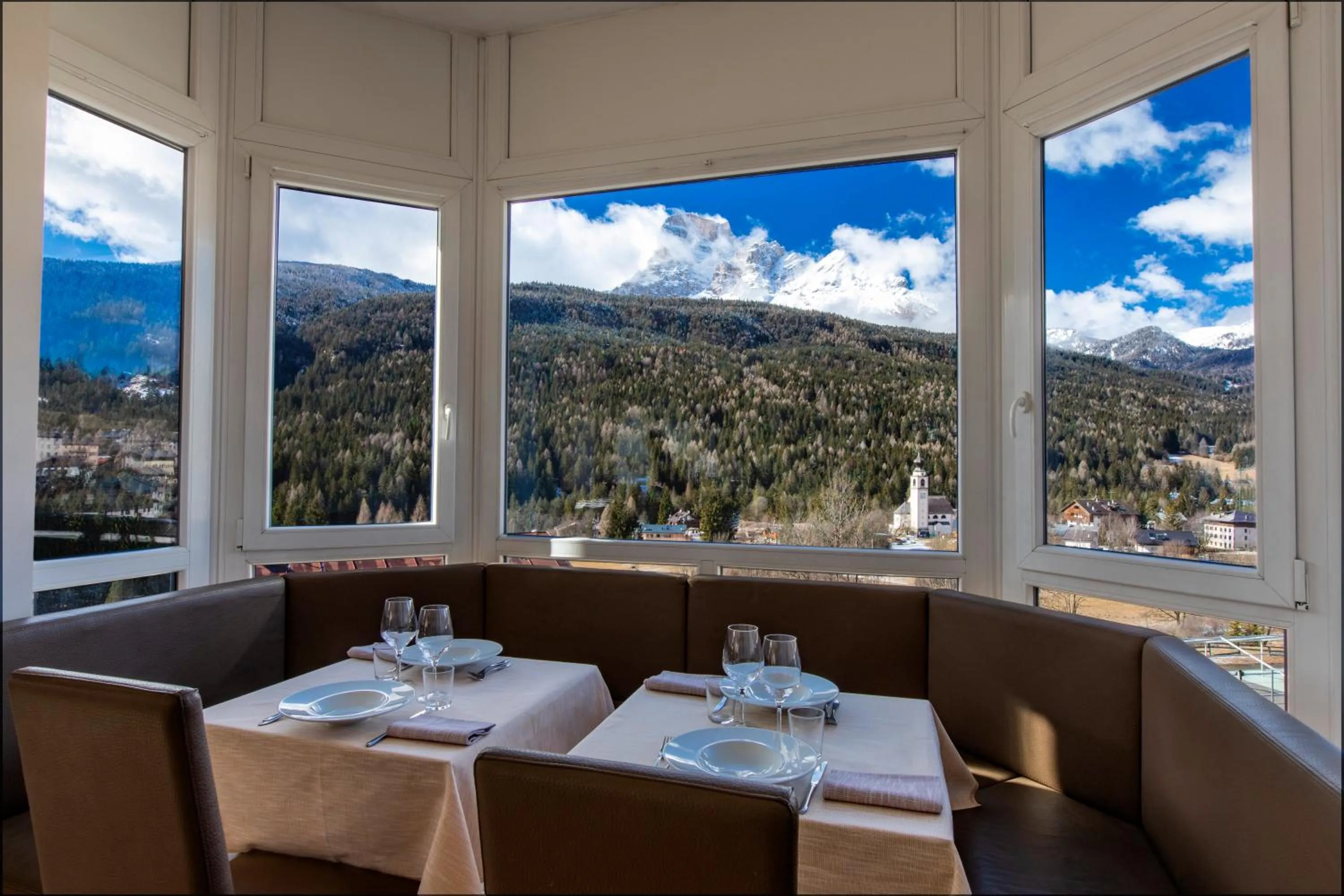 Restaurant/places to eat in TH Cadore - Hotel Antelao