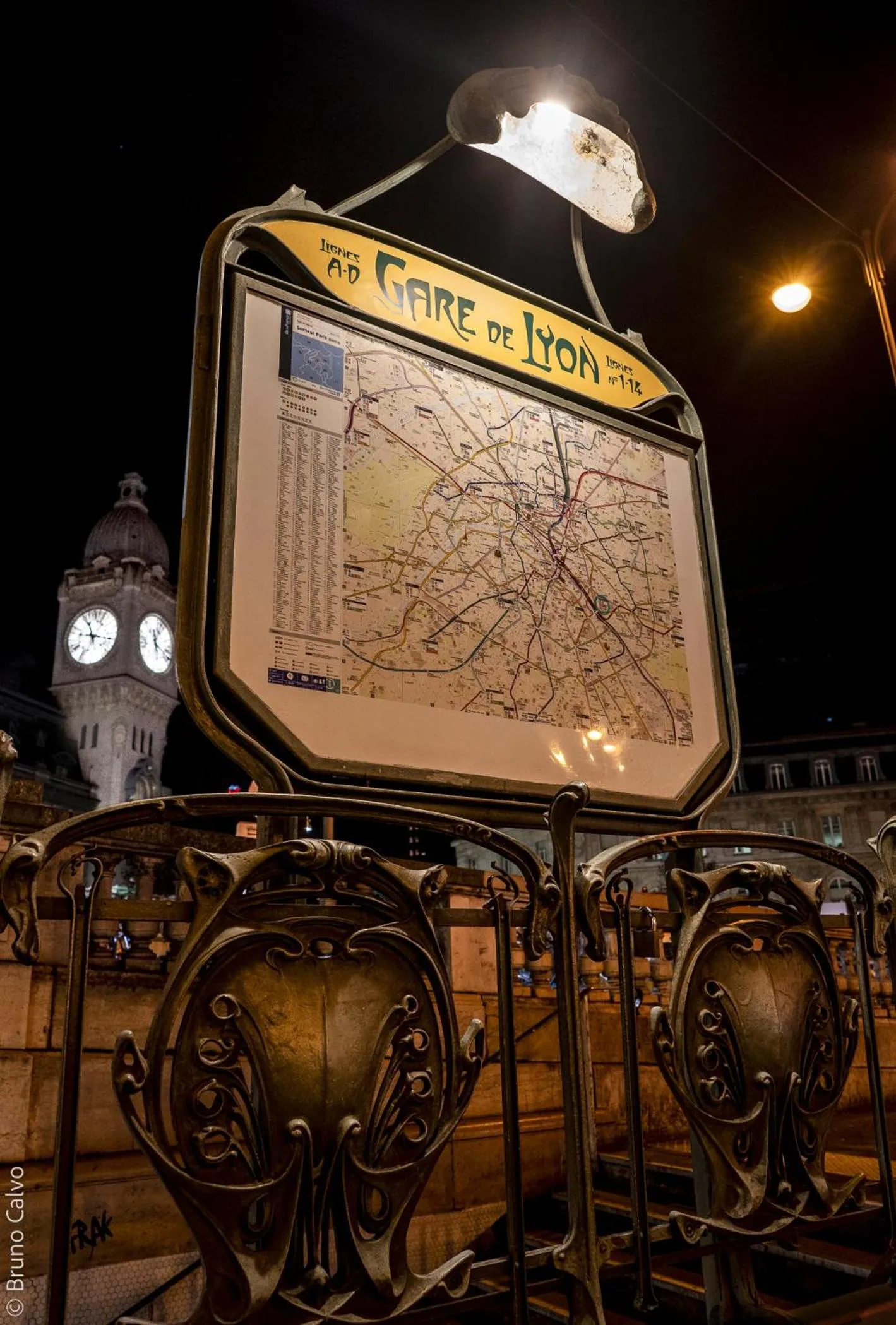 Night in 26 Faubourg - Ex-Hotel de Reims