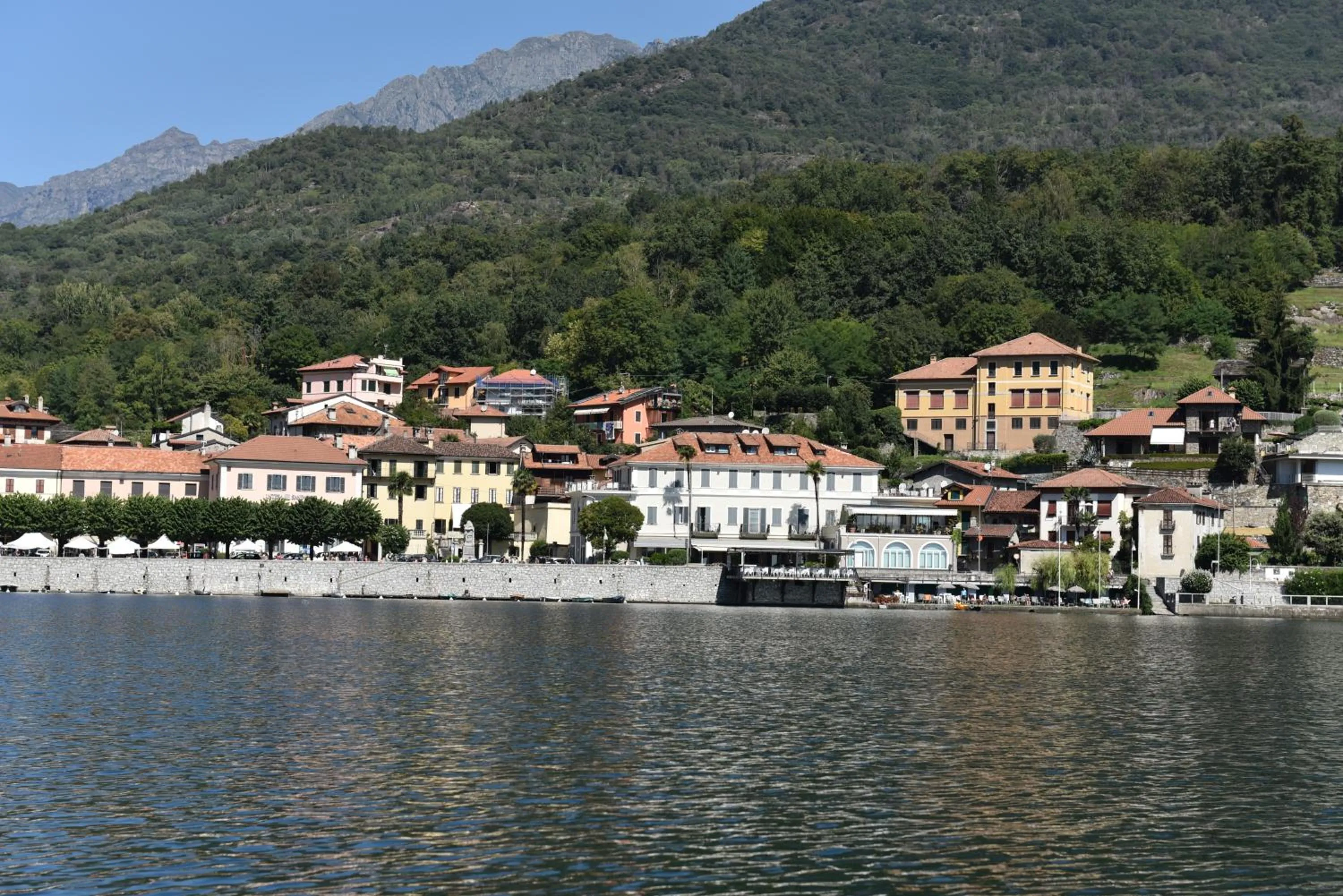 Property building in Hotel Due Palme