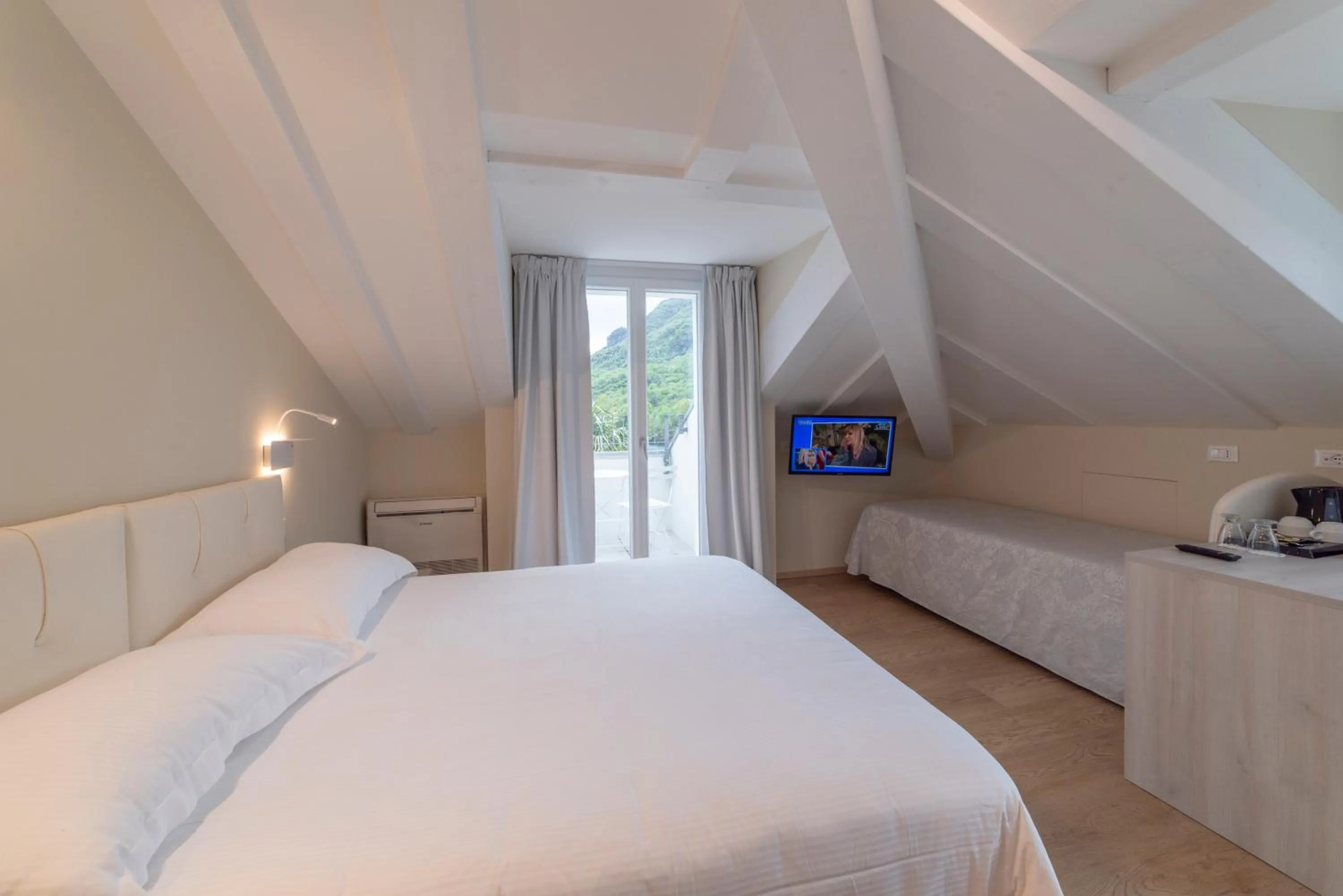 Bed in Hotel Due Palme