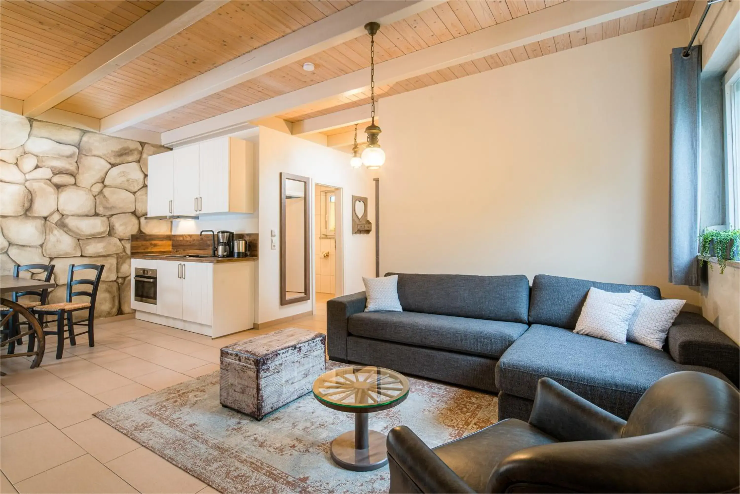 Apartment Joe mit zwei Schlafzimmer und Terrasse - single occupancy in Hotel Hofgut Tiergarten Apartment Joe mit zwei Schlafzimmer und Terrasse - single occupancy in Hotel Hofgut Tiergarten