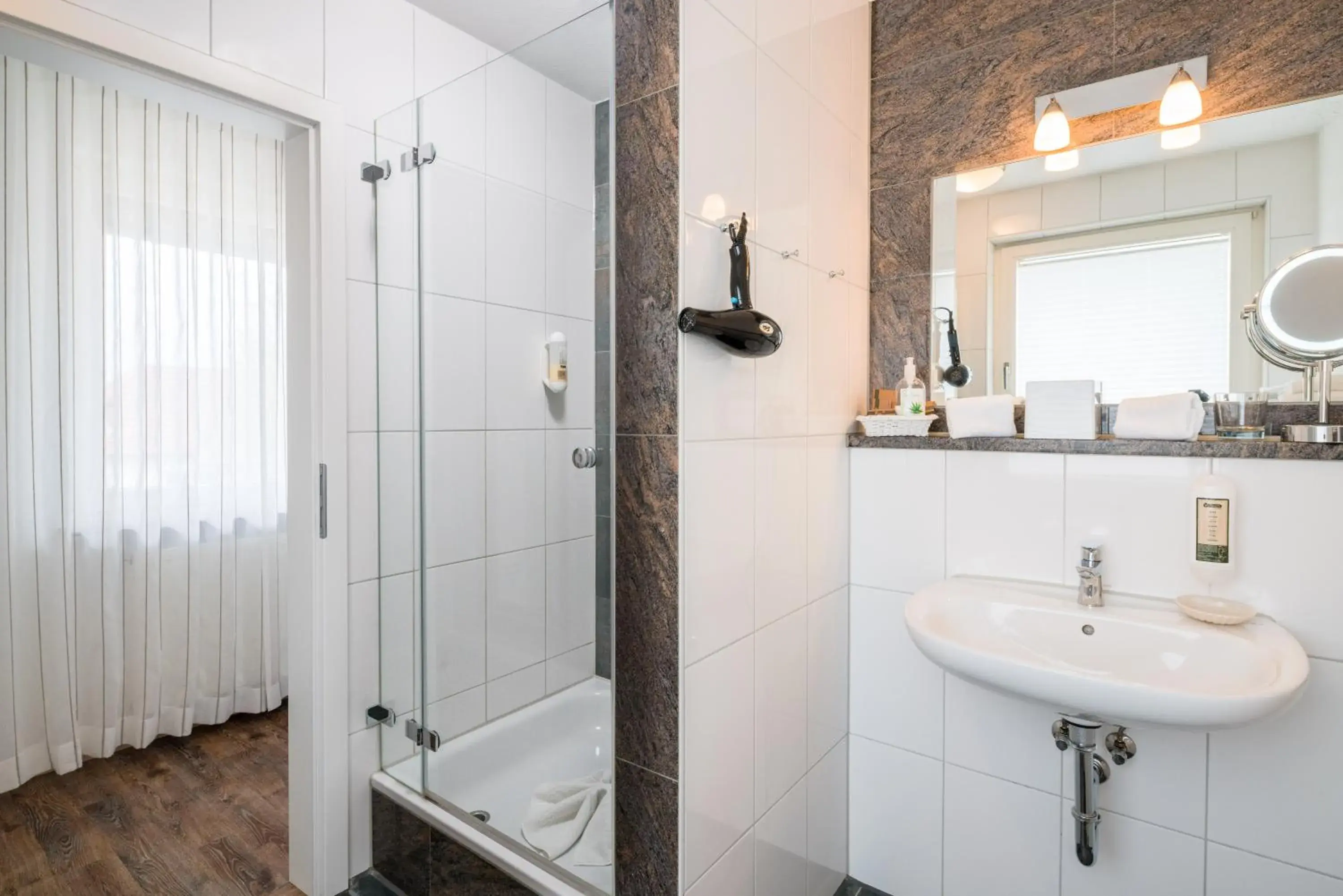 Standard Family Room - single occupancy in Hotel Hofgut Tiergarten Standard Family Room - single occupancy in Hotel Hofgut Tiergarten