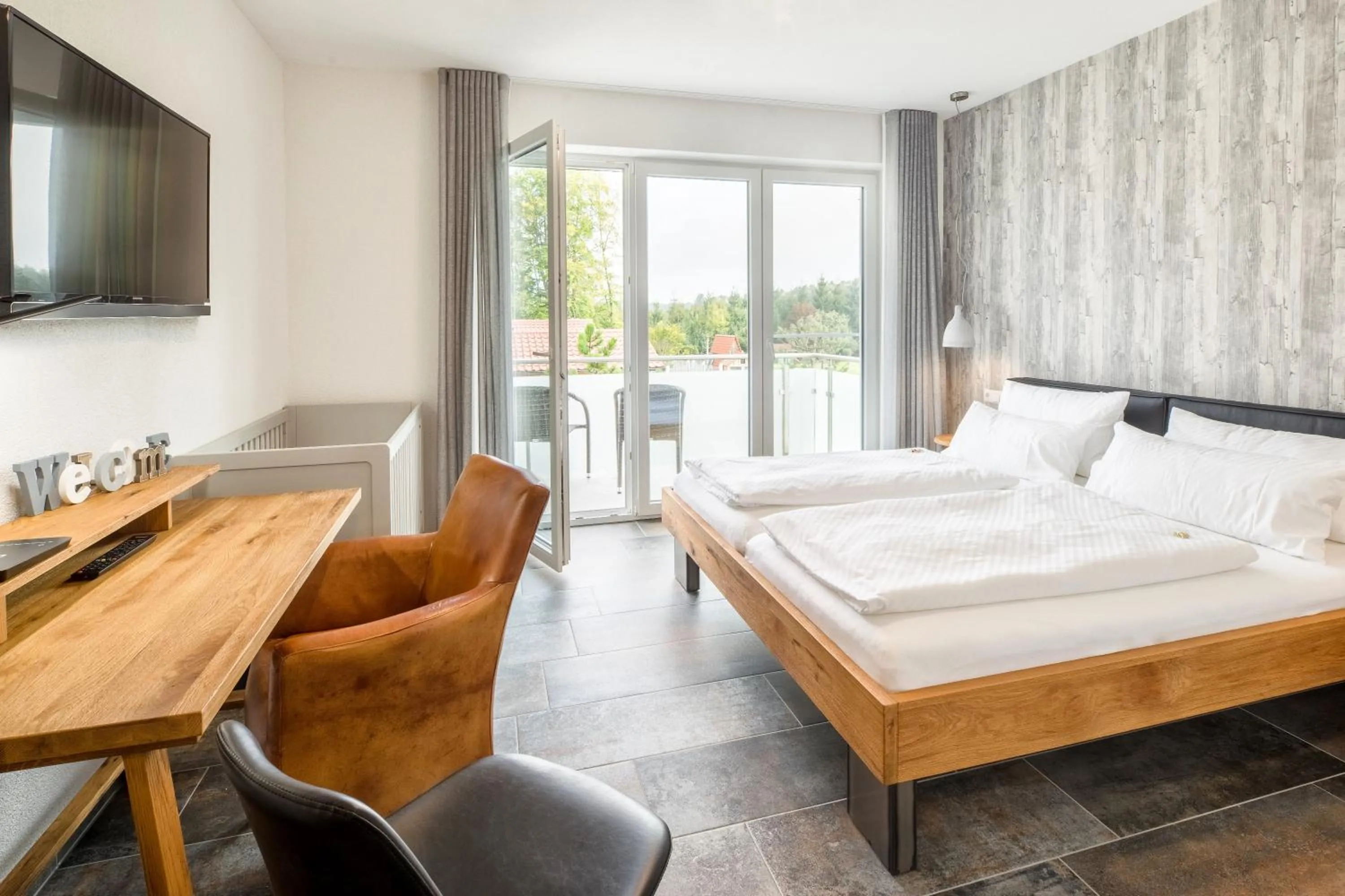 Decorative detail, Bed in Hotel Hofgut Tiergarten