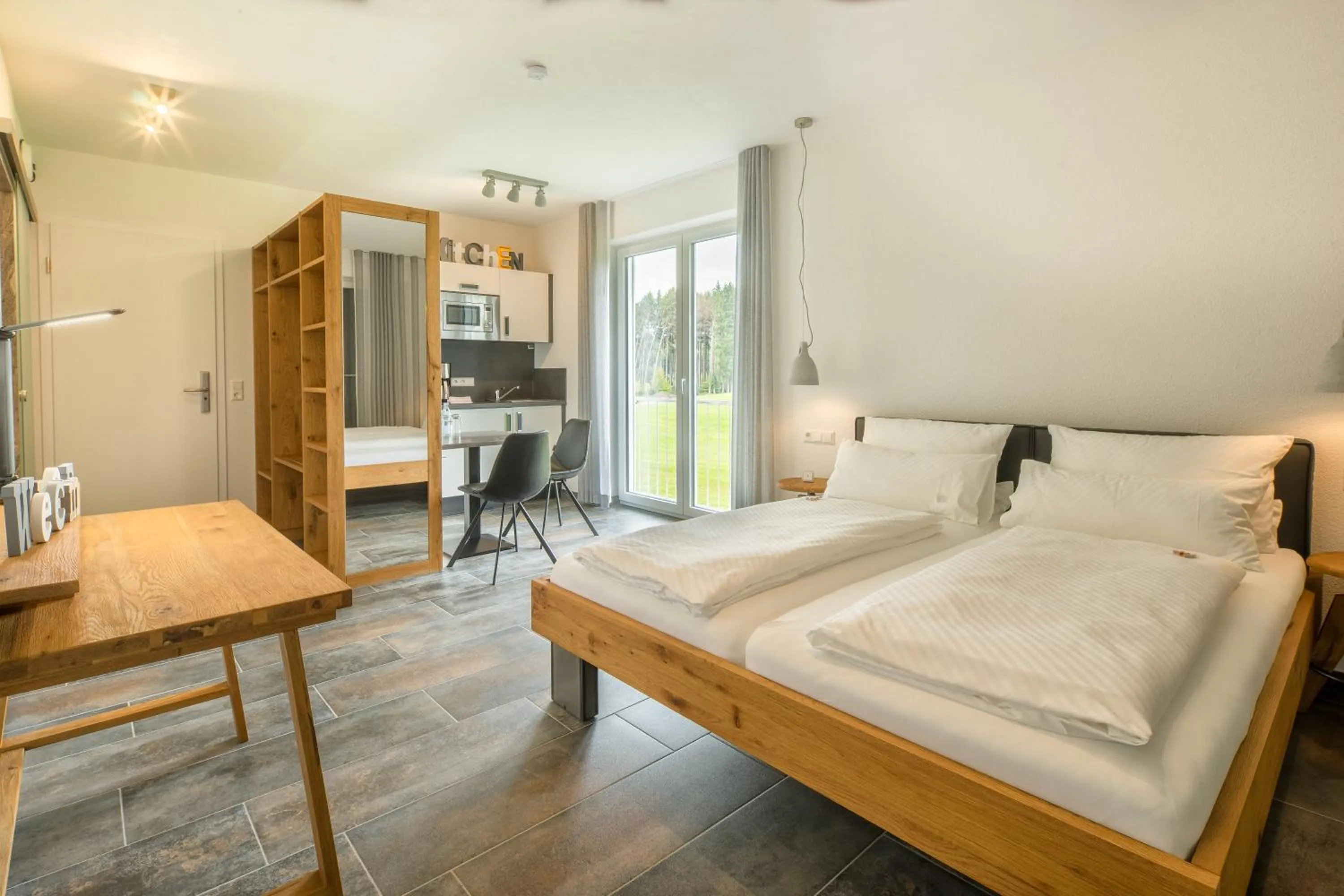 Photo of the whole room, Bed in Hotel Hofgut Tiergarten