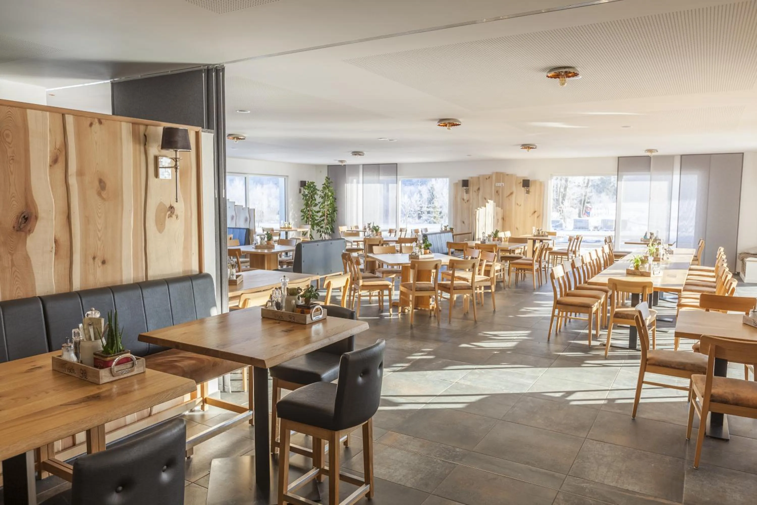 Restaurant/places to eat in Hotel Hofgut Tiergarten