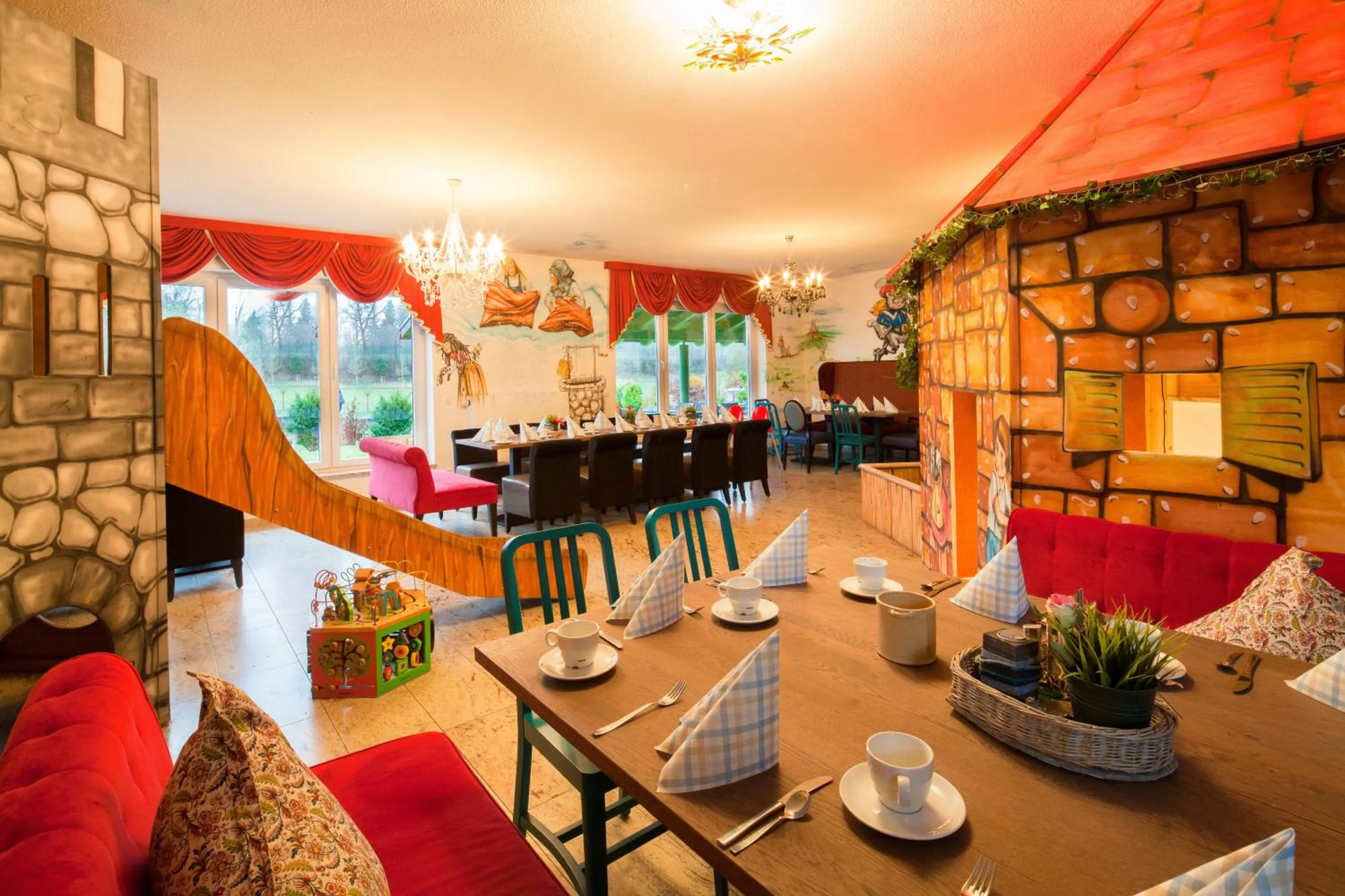 Restaurant/places to eat in Hotel Hofgut Tiergarten