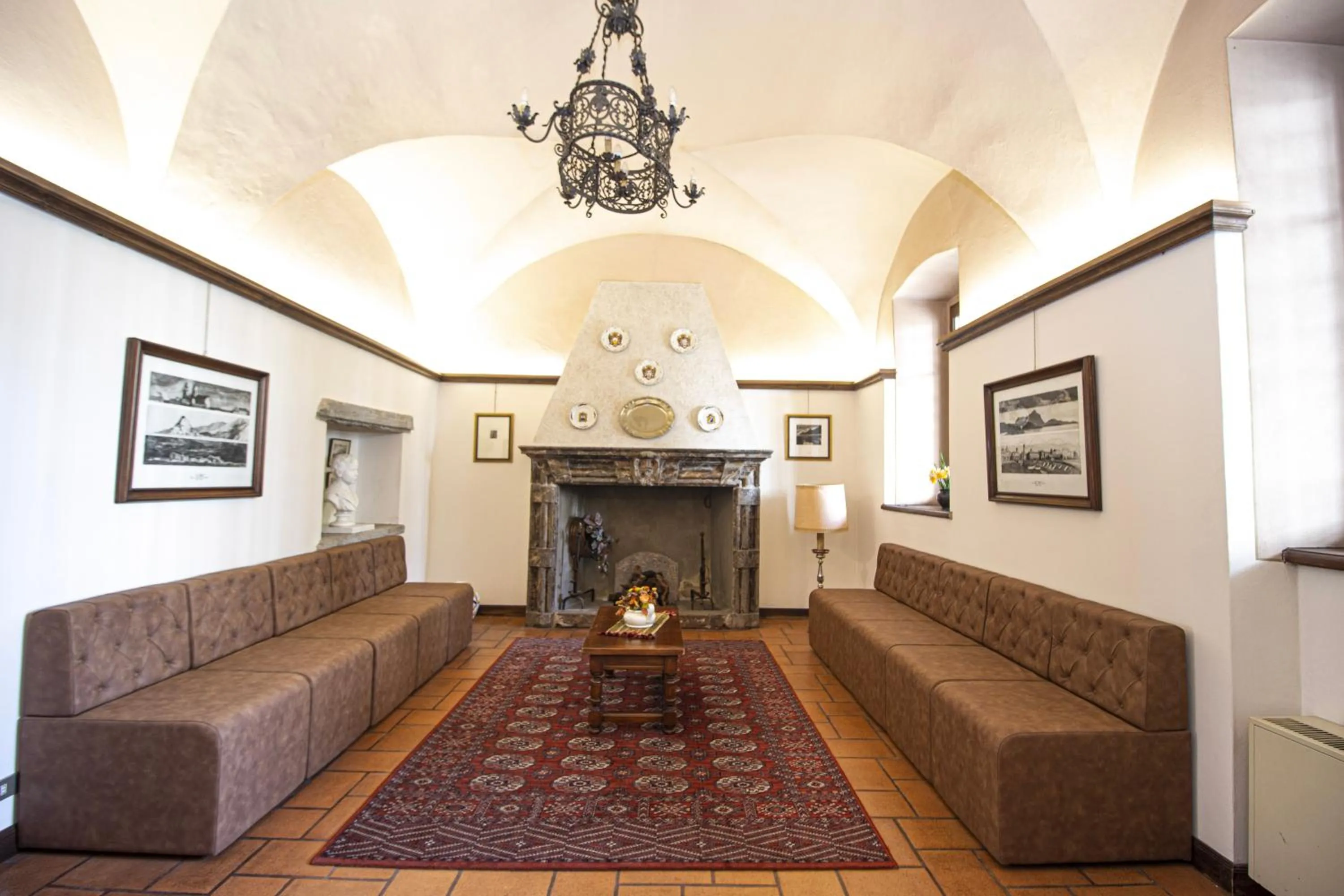 flat iron in LVG Hotel Collection - Il Chiostro