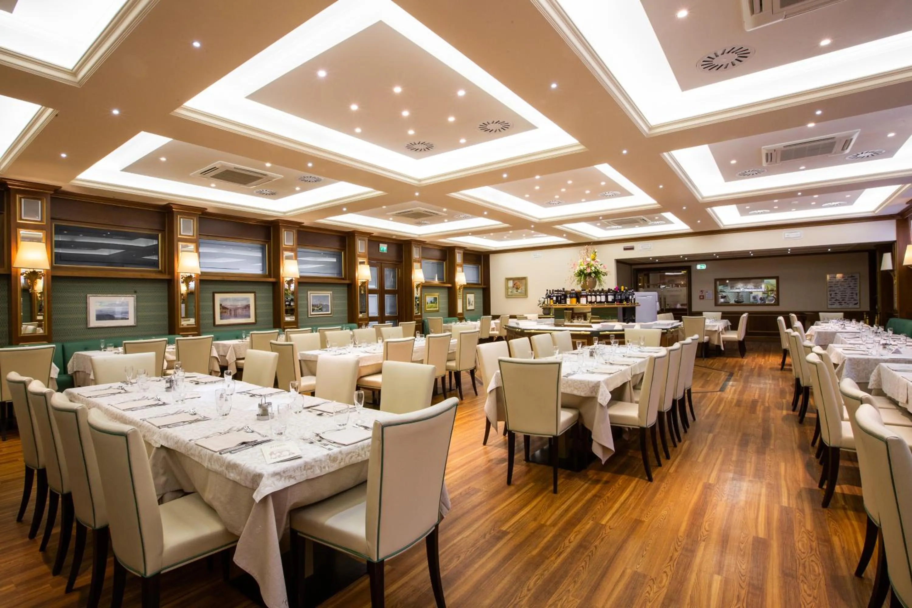 Meals in LVG Hotel Collection - Il Chiostro