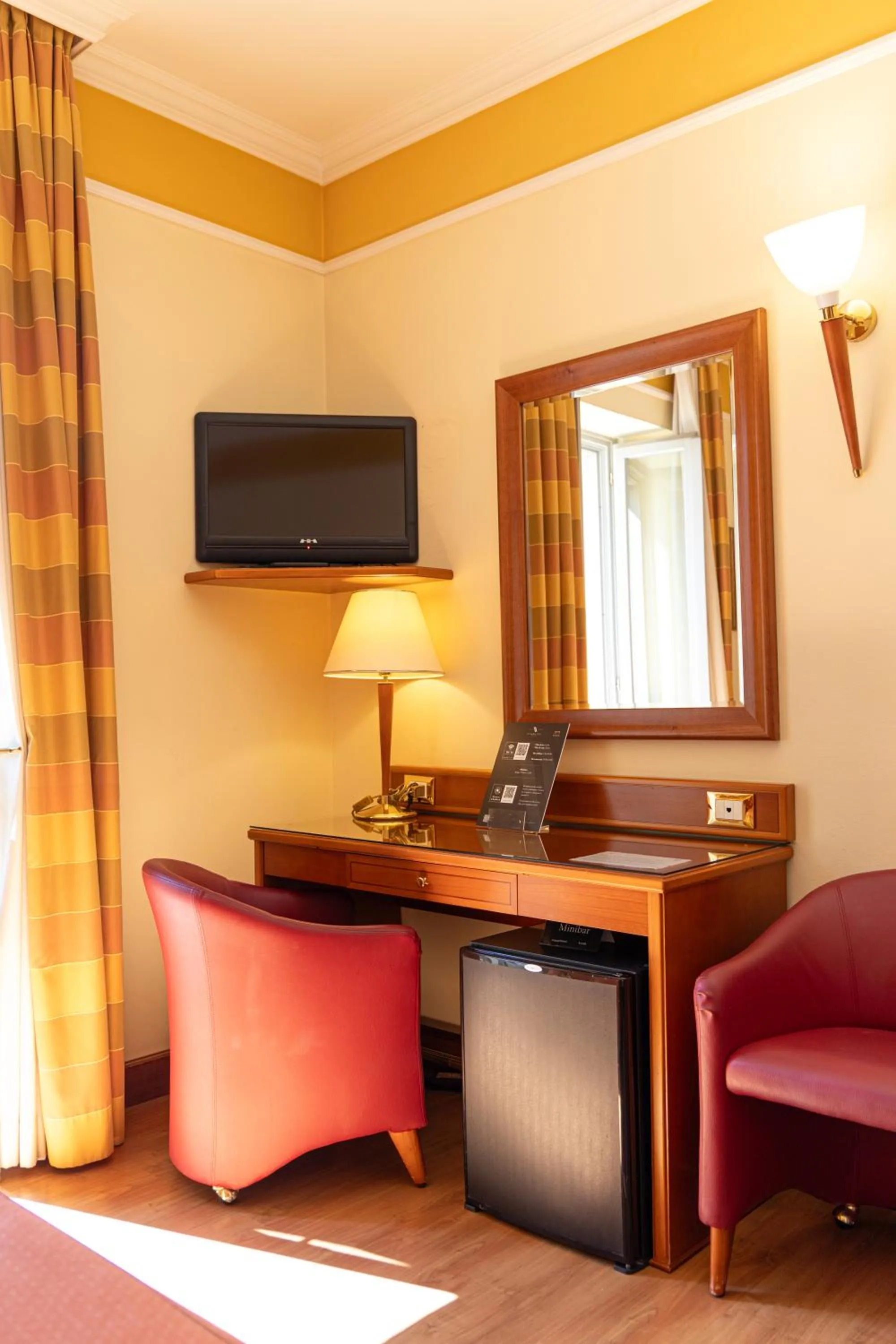 TV and multimedia in LVG Hotel Collection - Il Chiostro