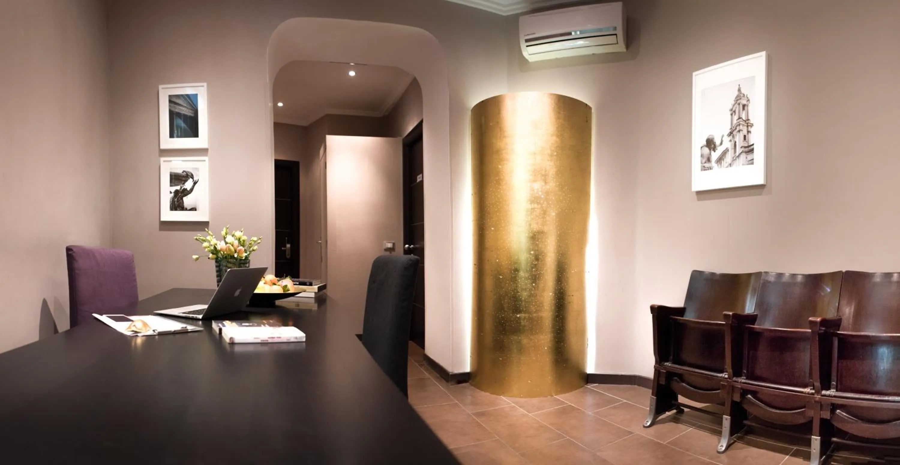 Lobby or reception in La Cupola del Vaticano