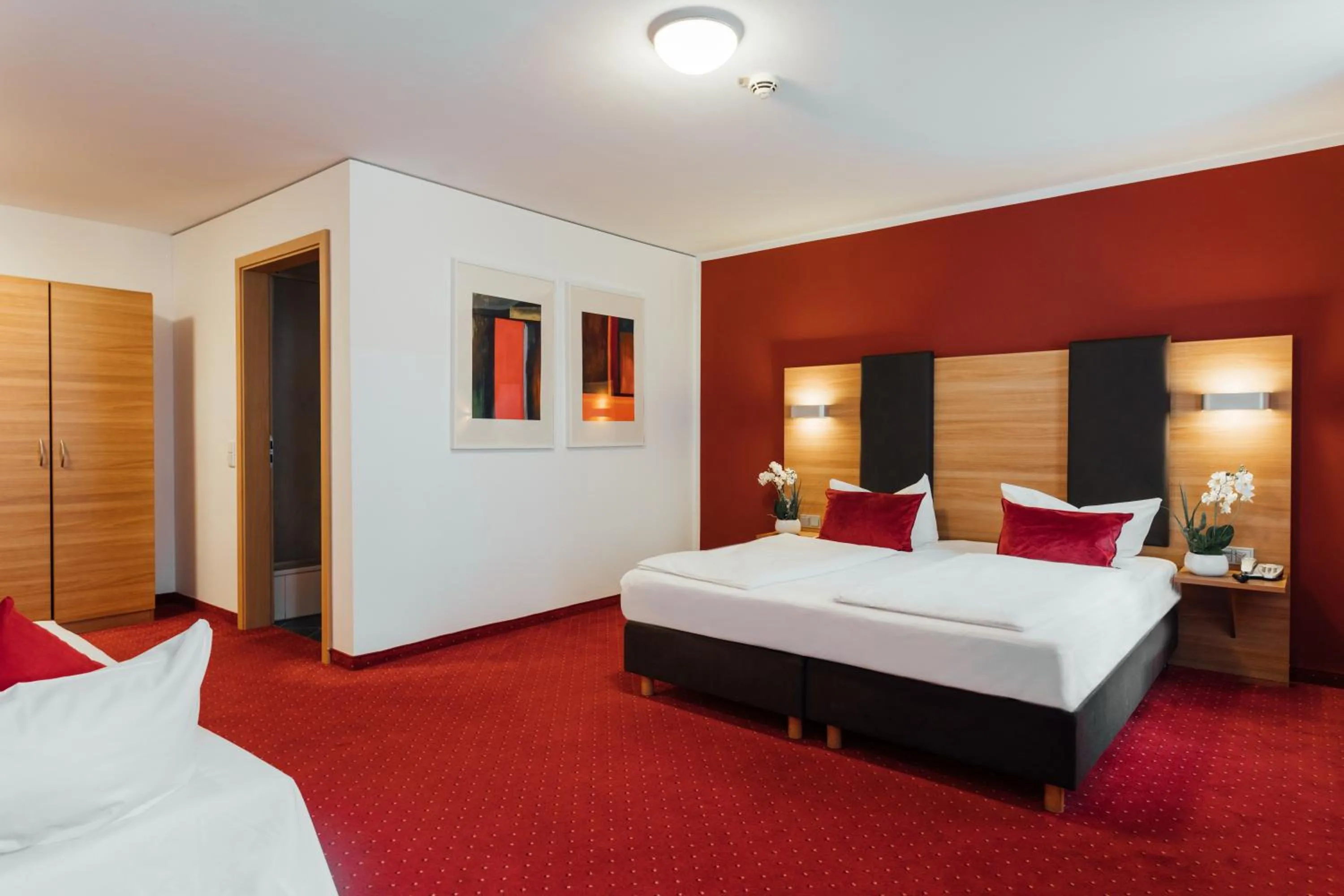 Bed in Hotel Andra München