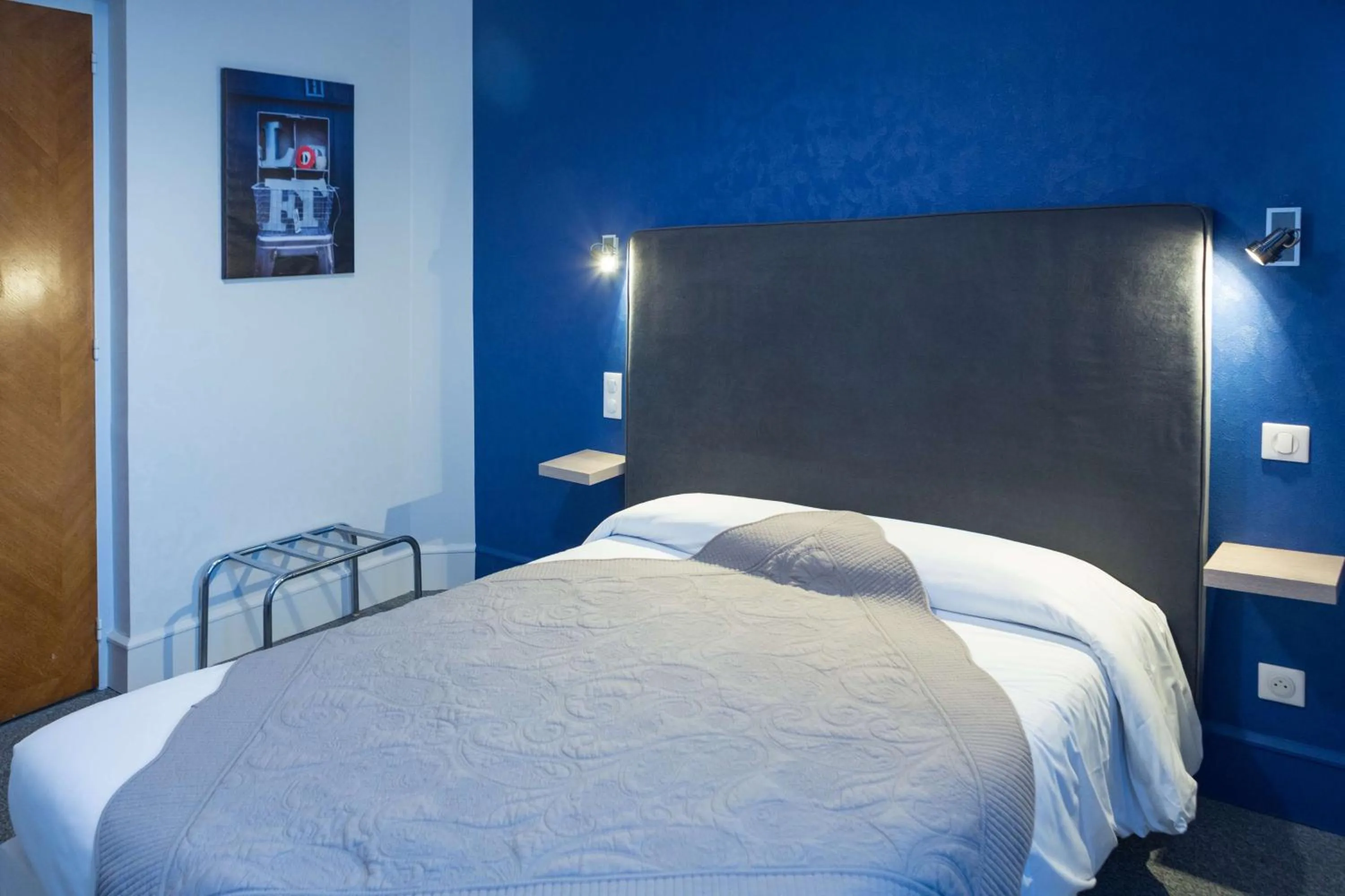 Bedroom in Brit Hotel Terminus