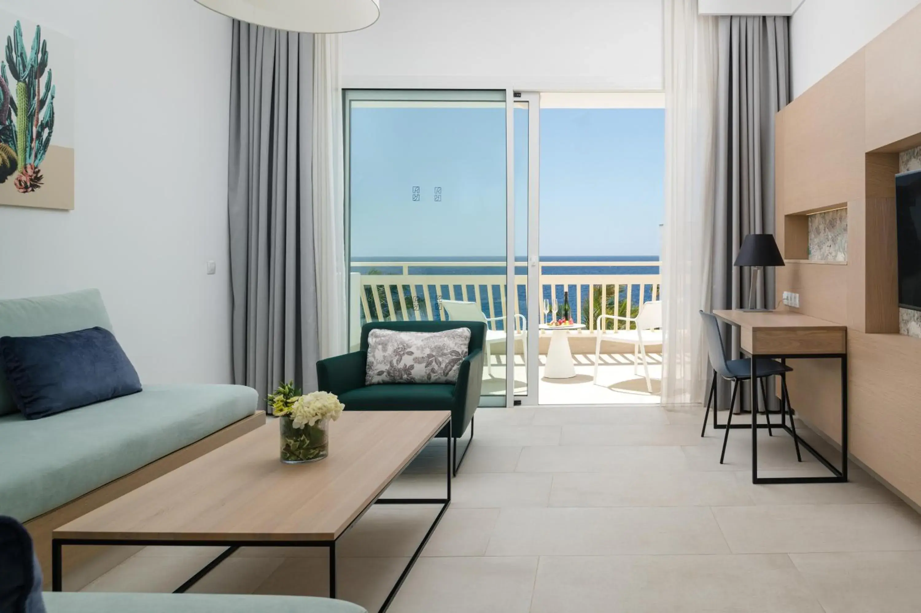 Suite Sea View (2 Adults) in Plus Fariones Suite Hotel Suite Sea View (2 Adults) in Plus Fariones Suite Hotel