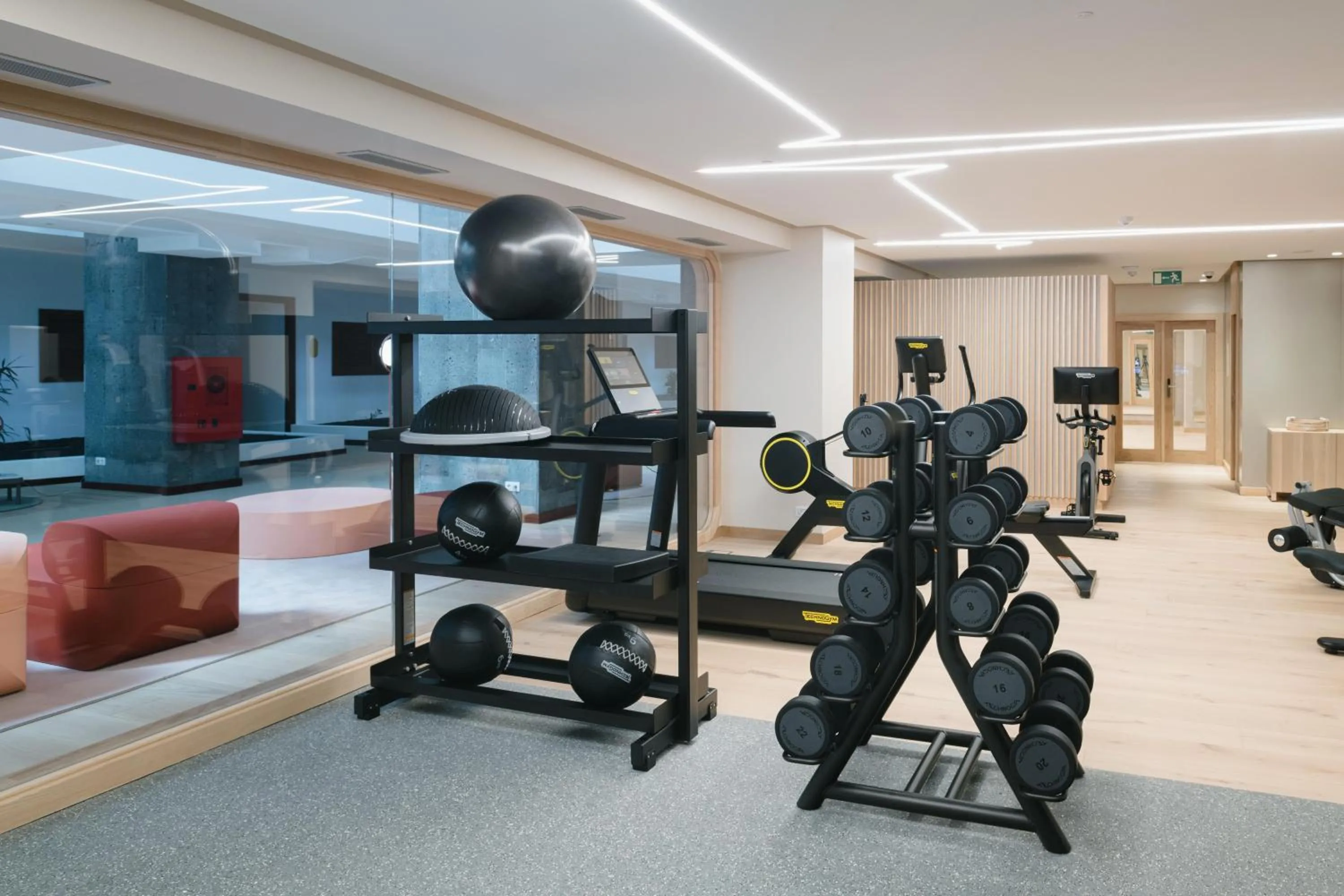 Activities in Plus Fariones Suite Hotel