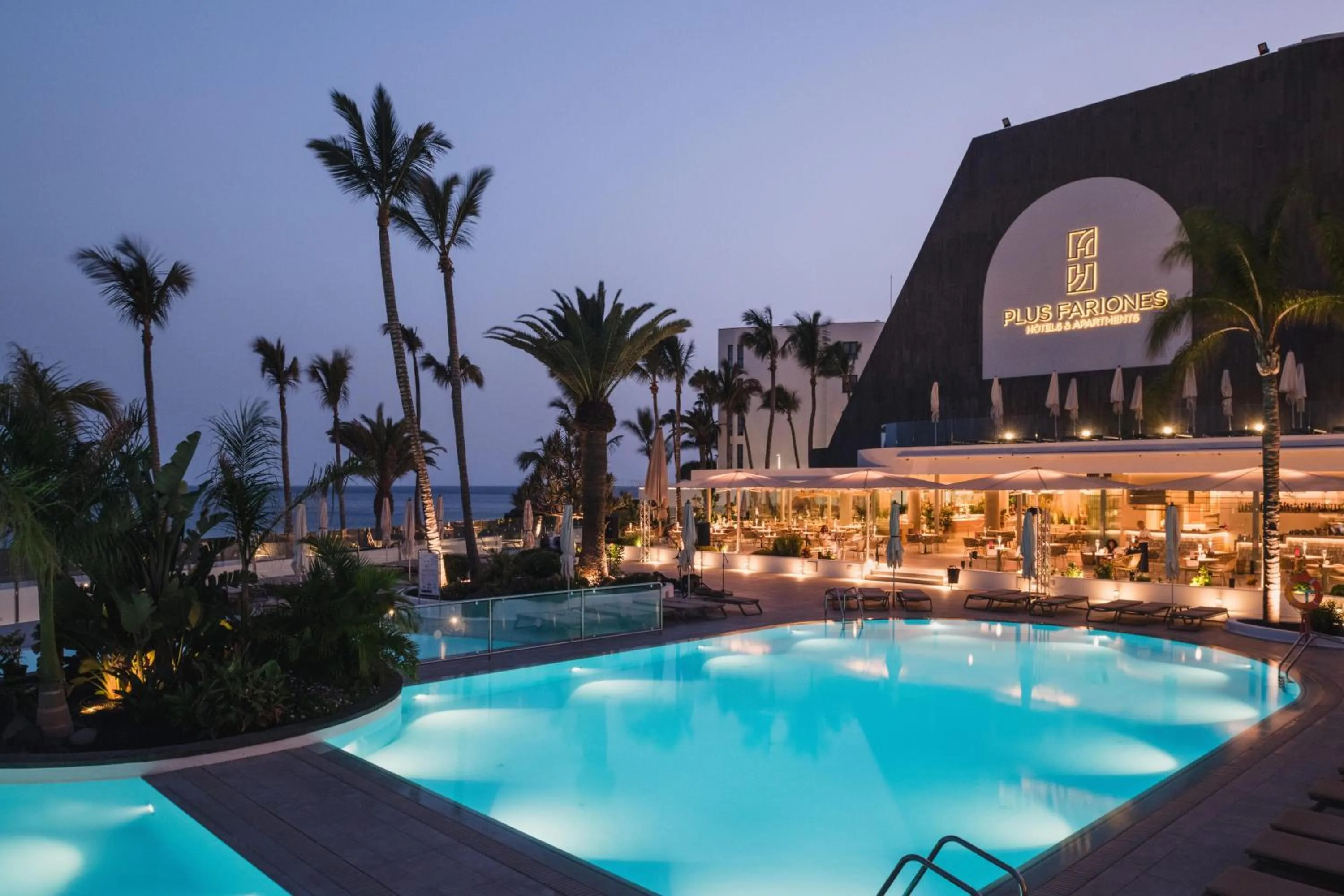 Swimming pool in Plus Fariones Suite Hotel