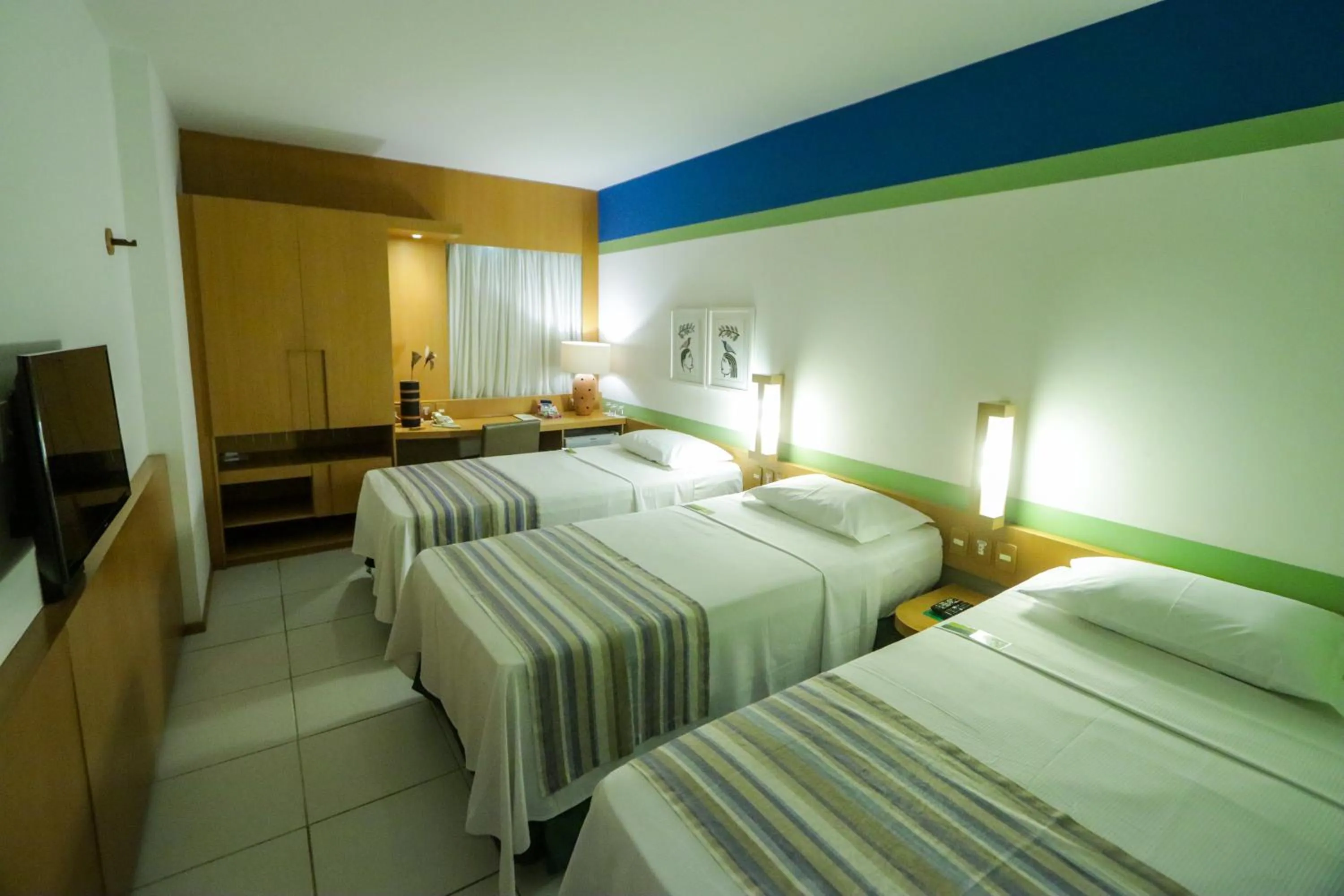 Bed in Verdegreen Hotel