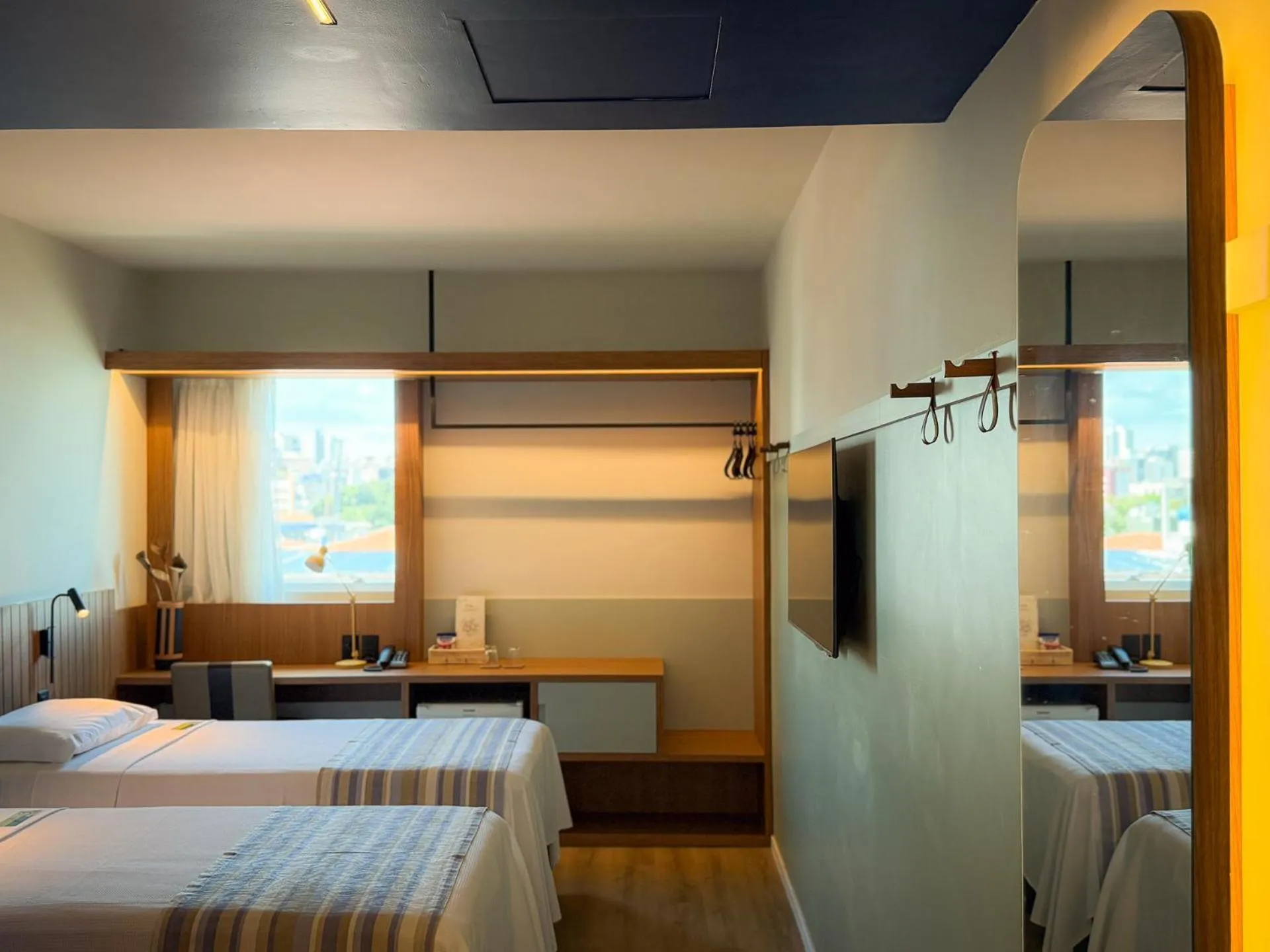 Bed in Verdegreen Hotel