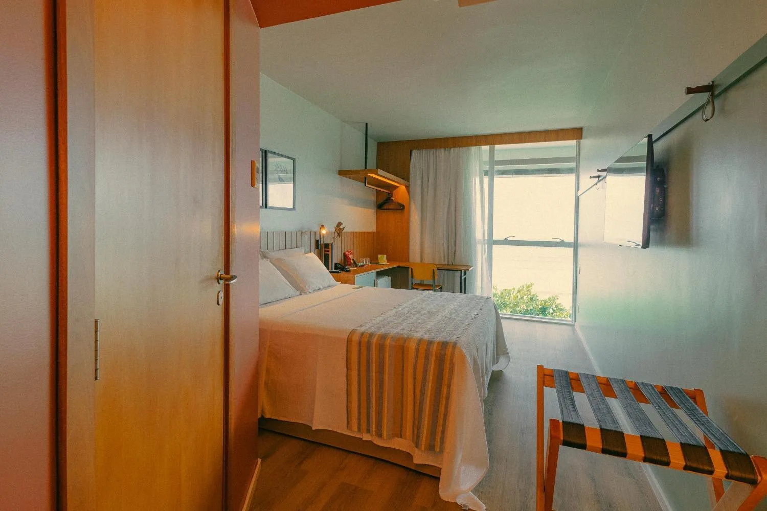 Bed in Verdegreen Hotel