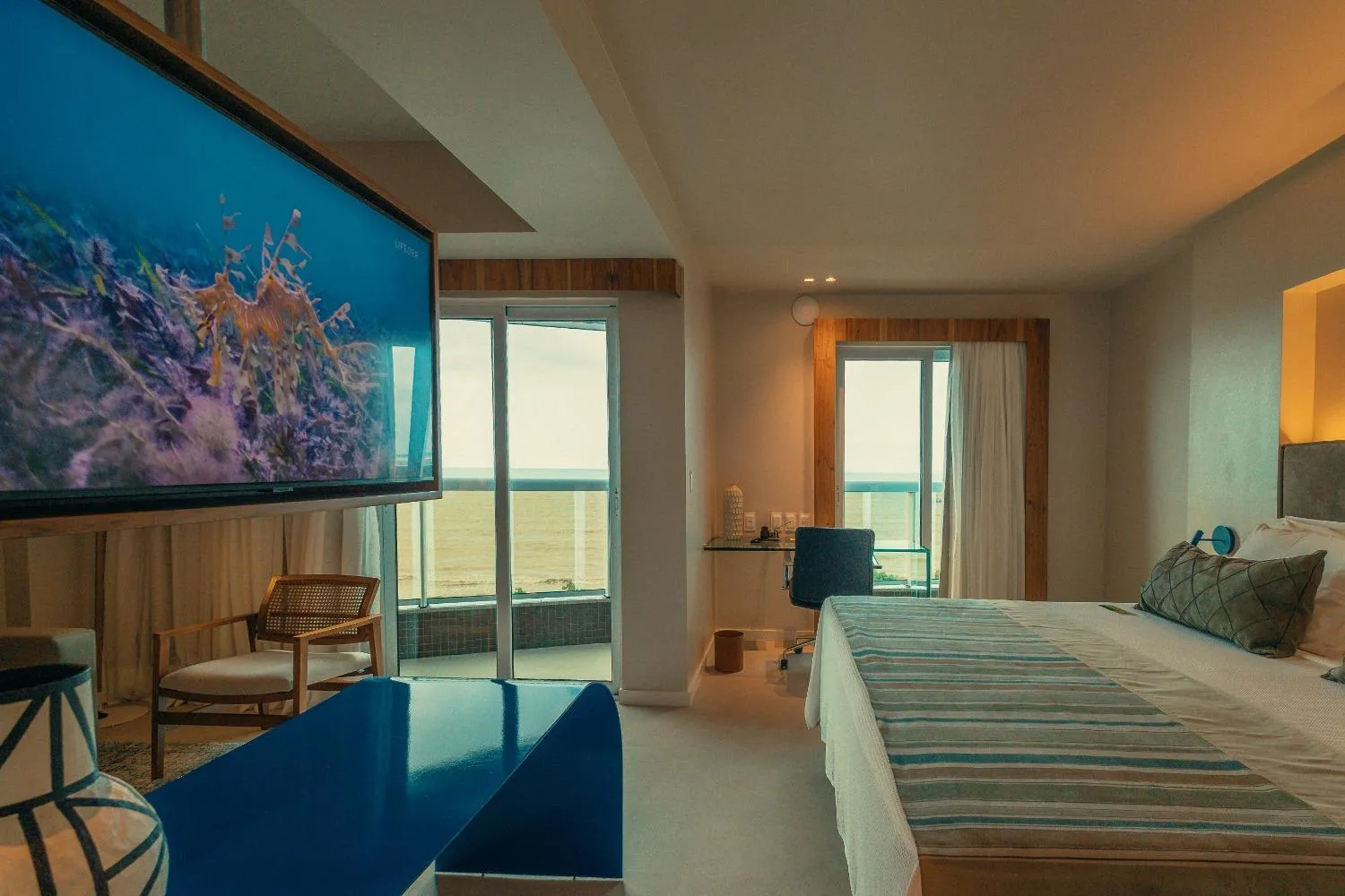 Bed in Verdegreen Hotel