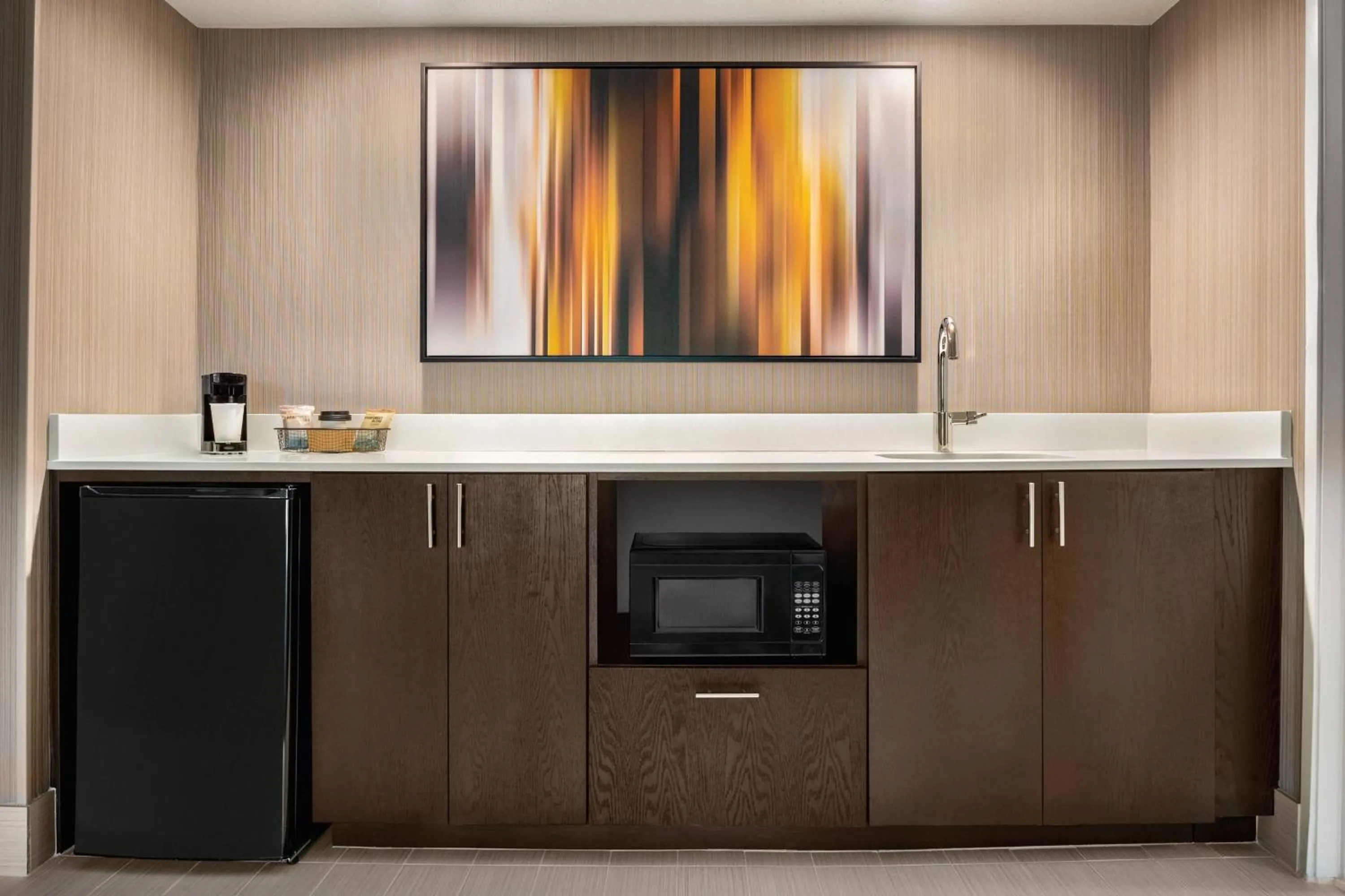 Lounge or bar in Courtyard by Marriott Dayton North