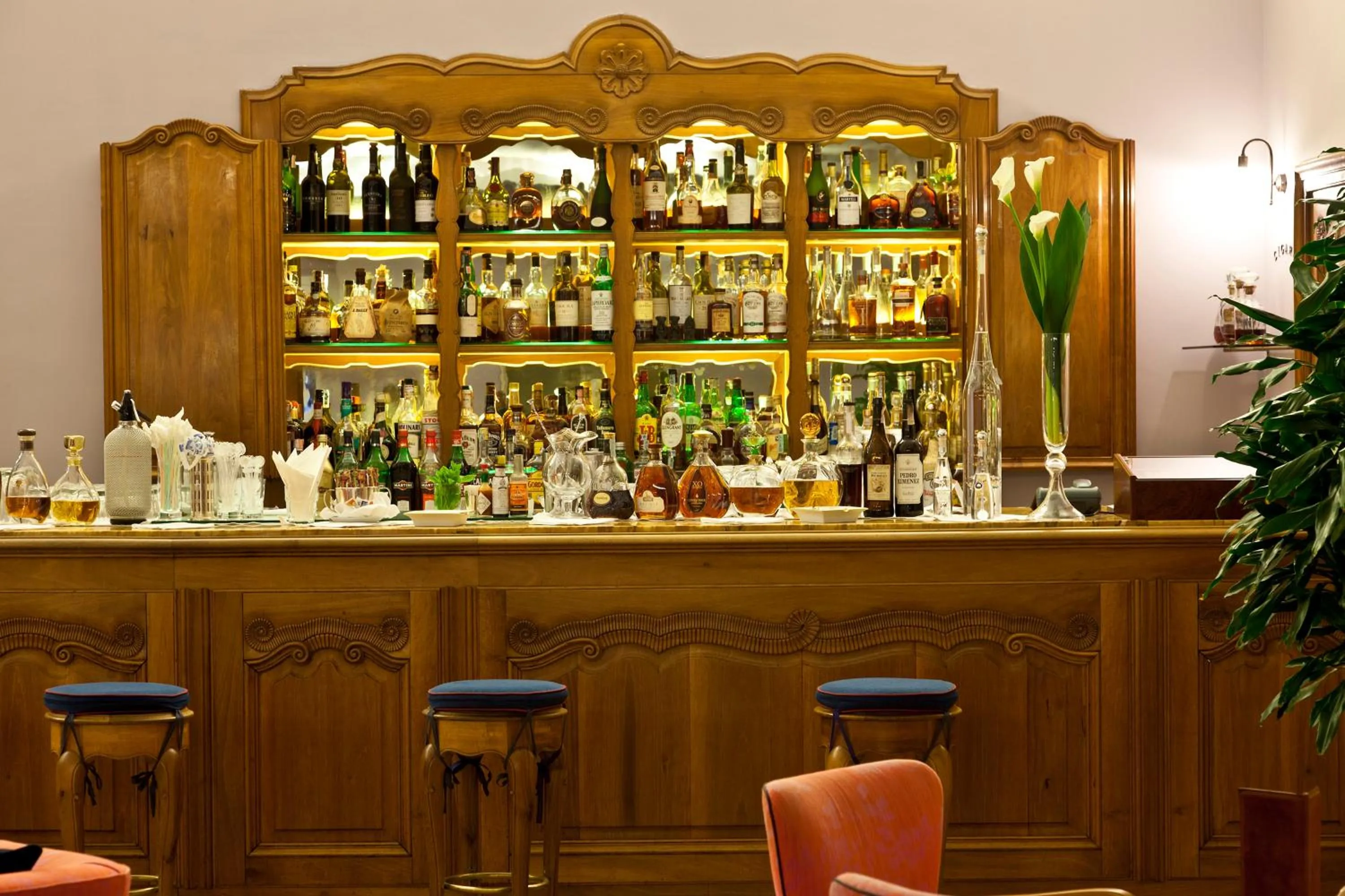 Lounge or bar in Regina Isabella-Resort Spa Restaurant