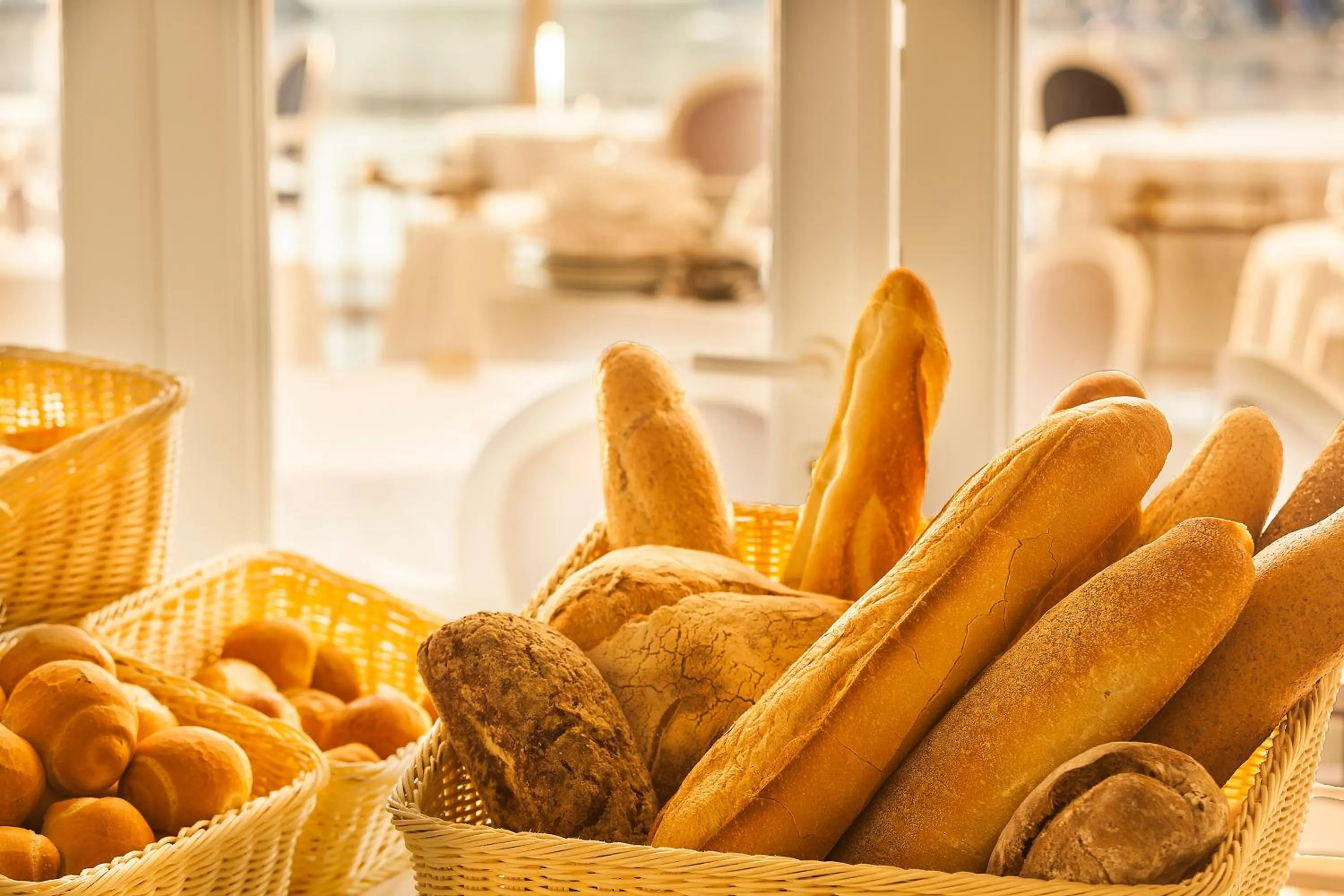 Breakfast in Regina Isabella-Resort Spa Restaurant