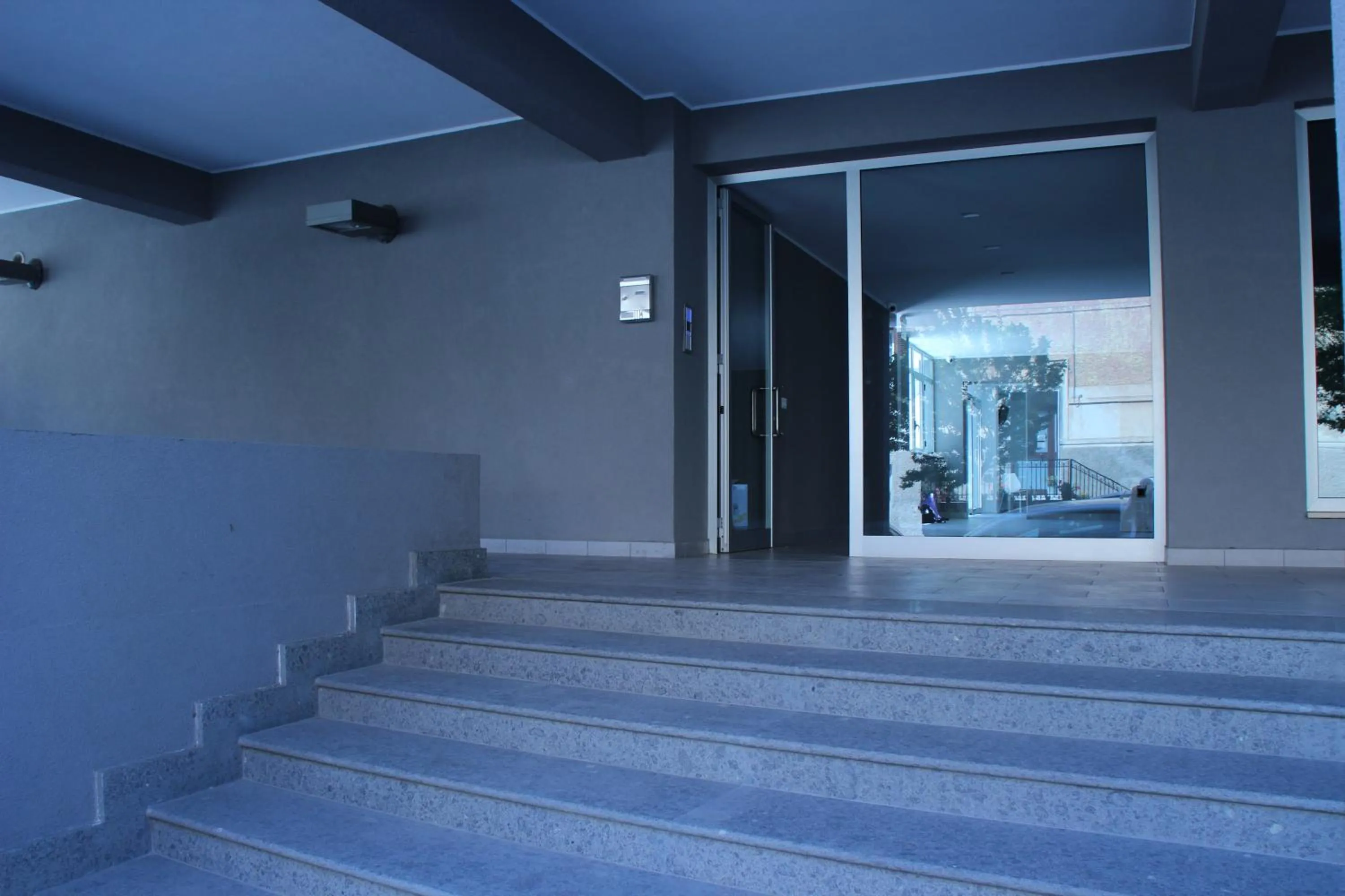 Facade/entrance in Reggionord