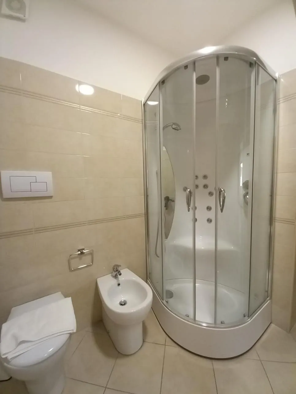 Bathroom in Reggionord