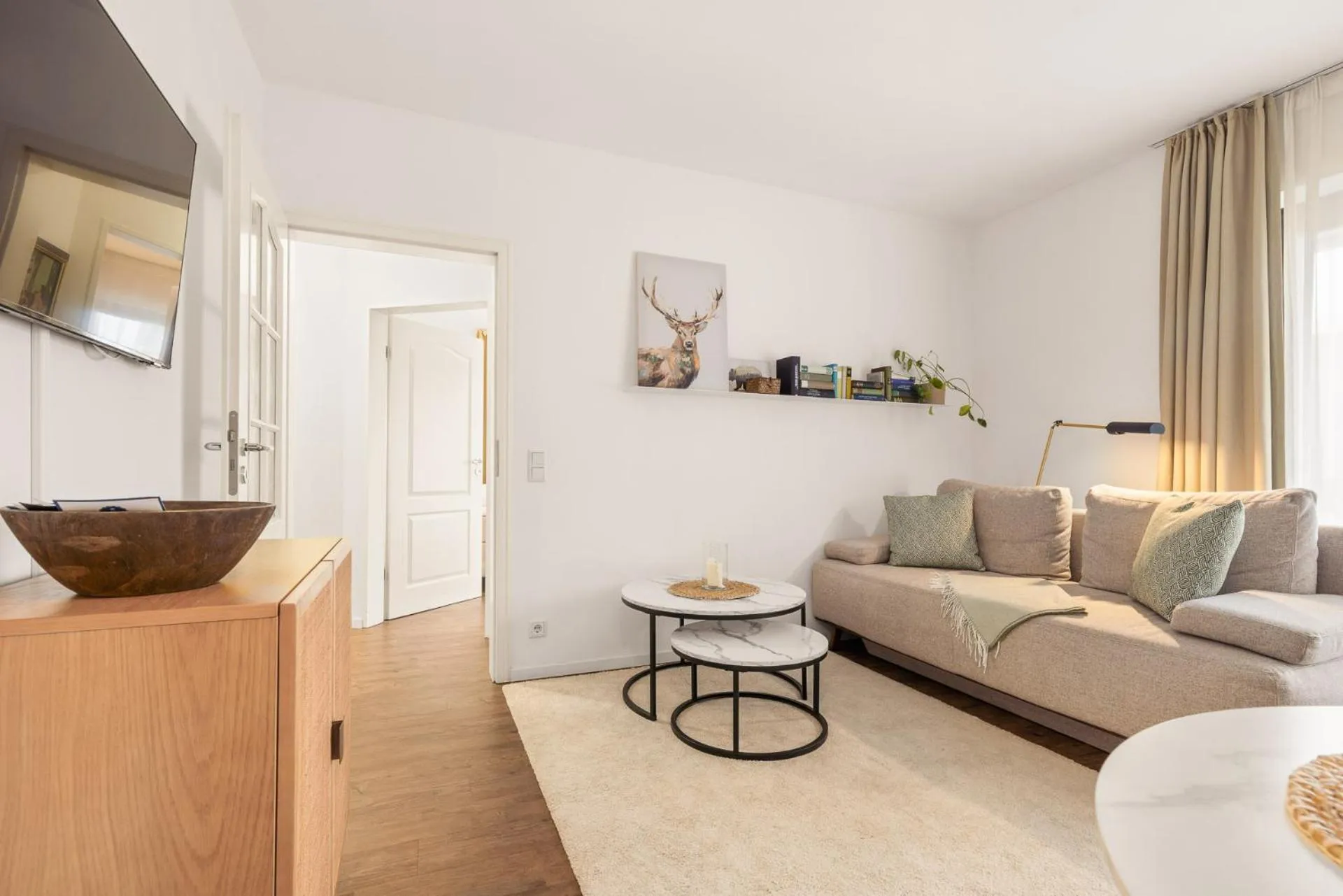 Living room in Hotel Villa Lago