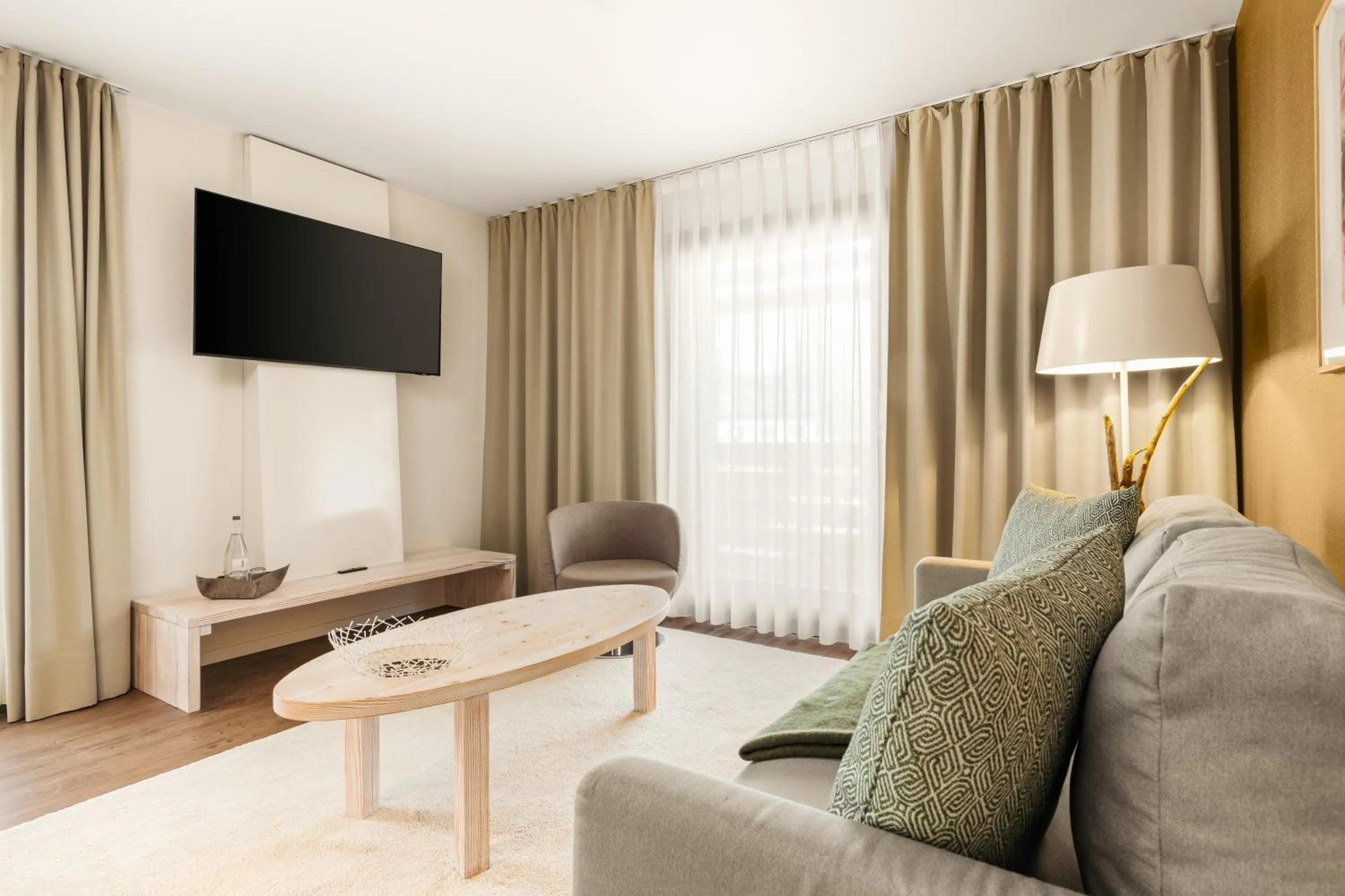 Living room in Hotel Villa Lago