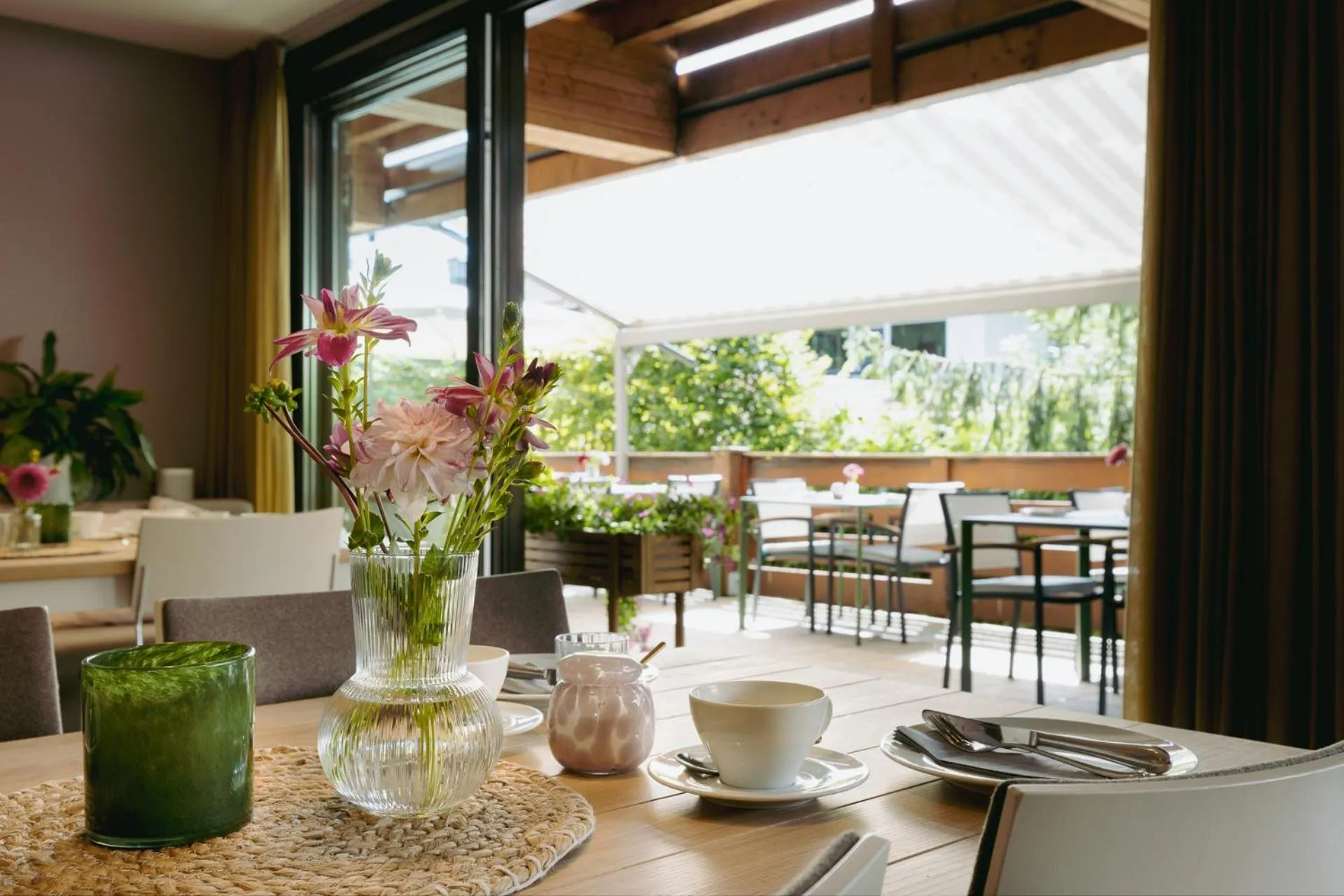 Restaurant/places to eat in Hotel Villa Lago