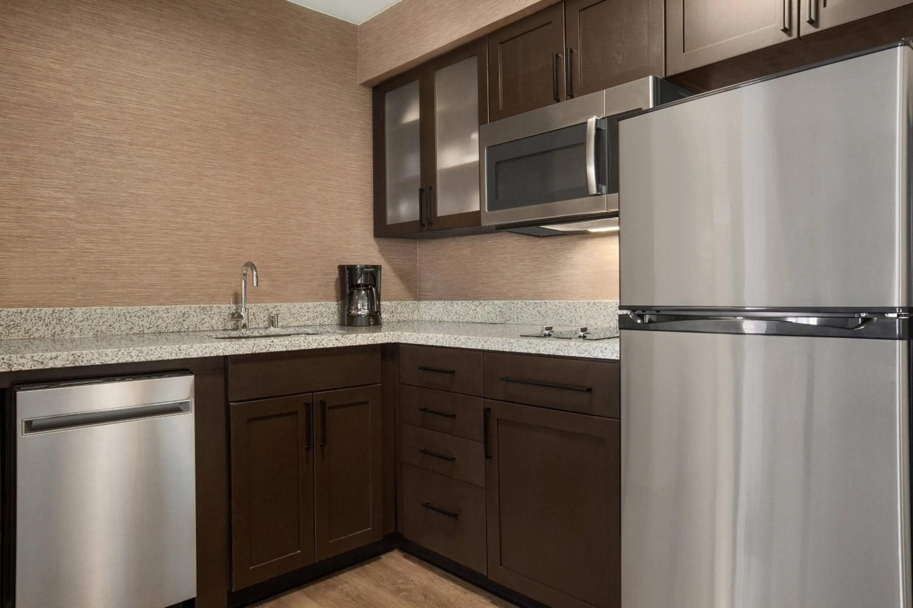 Kitchen or kitchenette in Residence Inn by Marriott Palmdale Lancaster