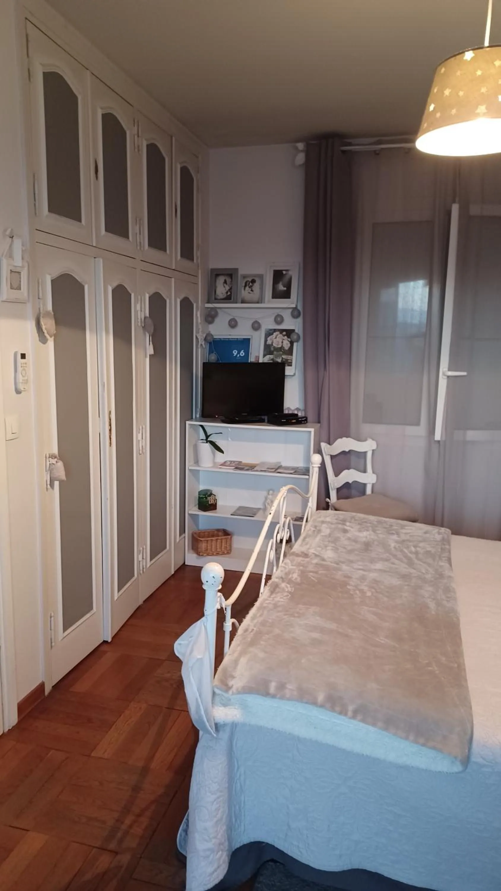 Bed in La Tuiliere