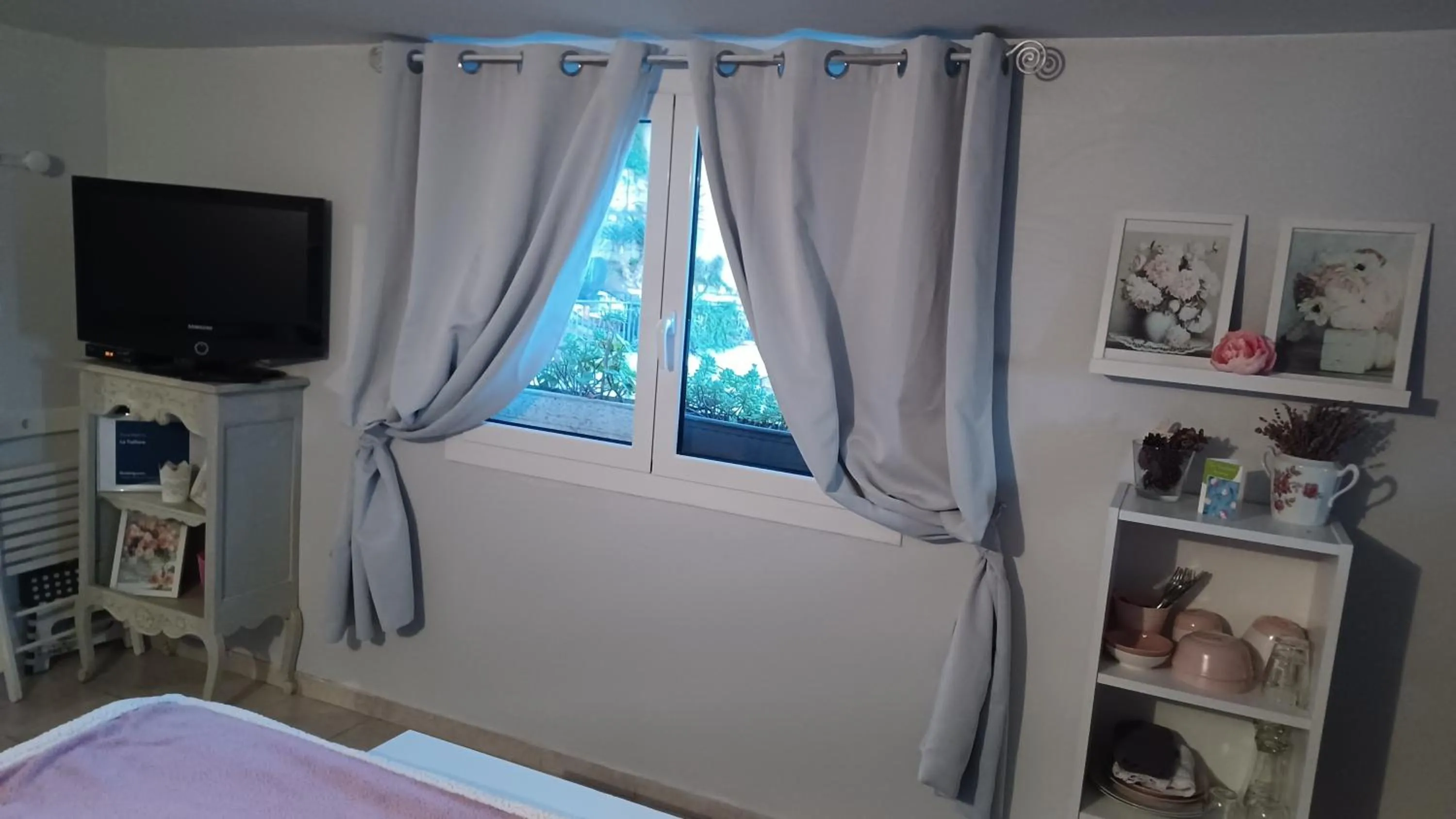 Bed in La Tuiliere