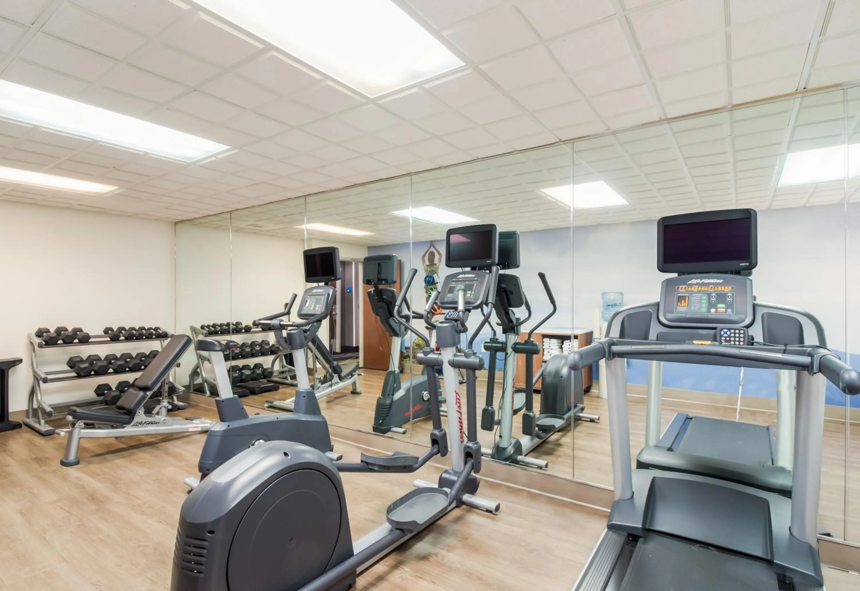 Fitness centre/facilities in Clarion Pointe New Bern