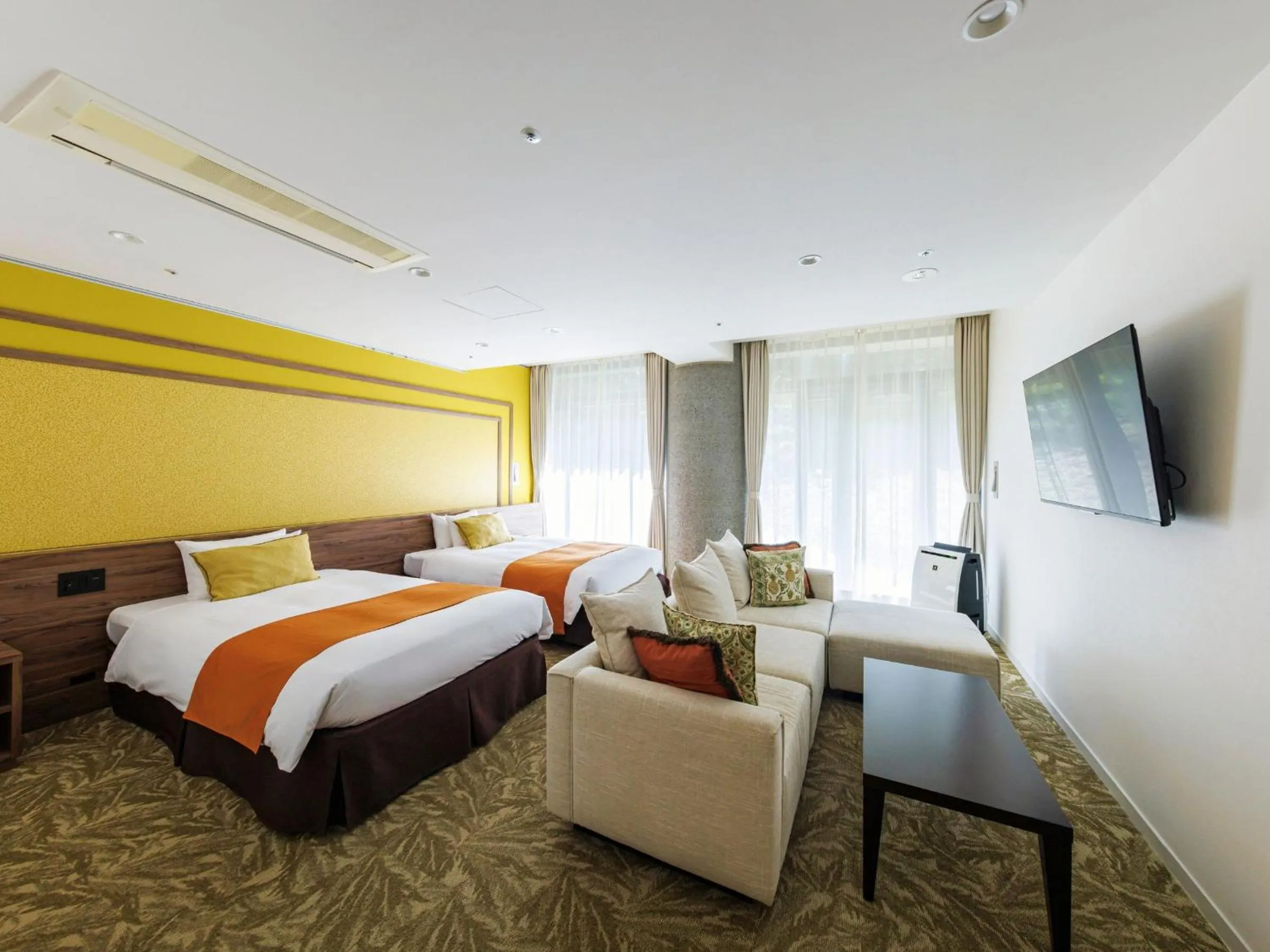 Photo of the whole room, Bed in WeBase KAMAKURA