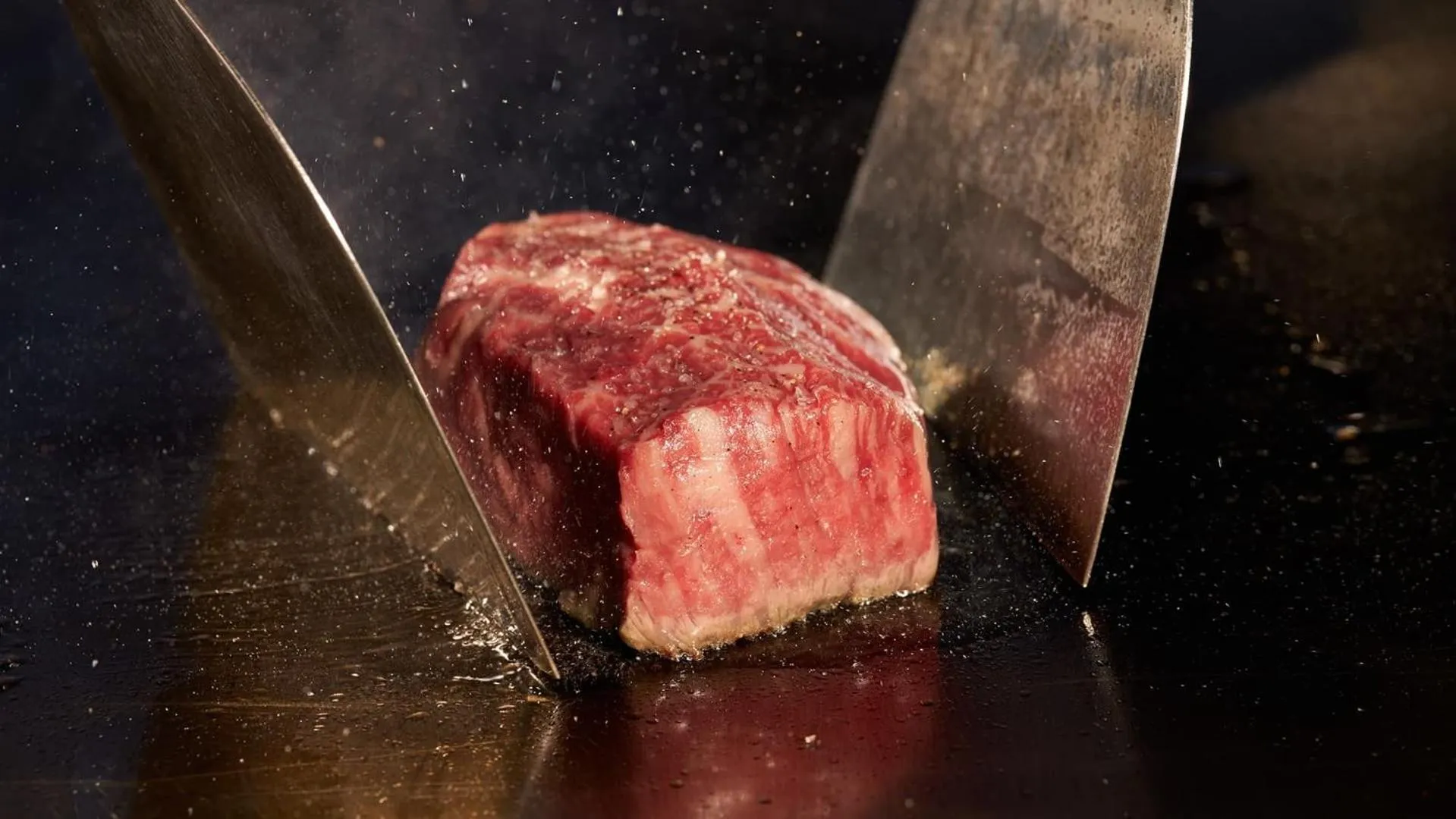 Restaurant/places to eat in WeBase KAMAKURA