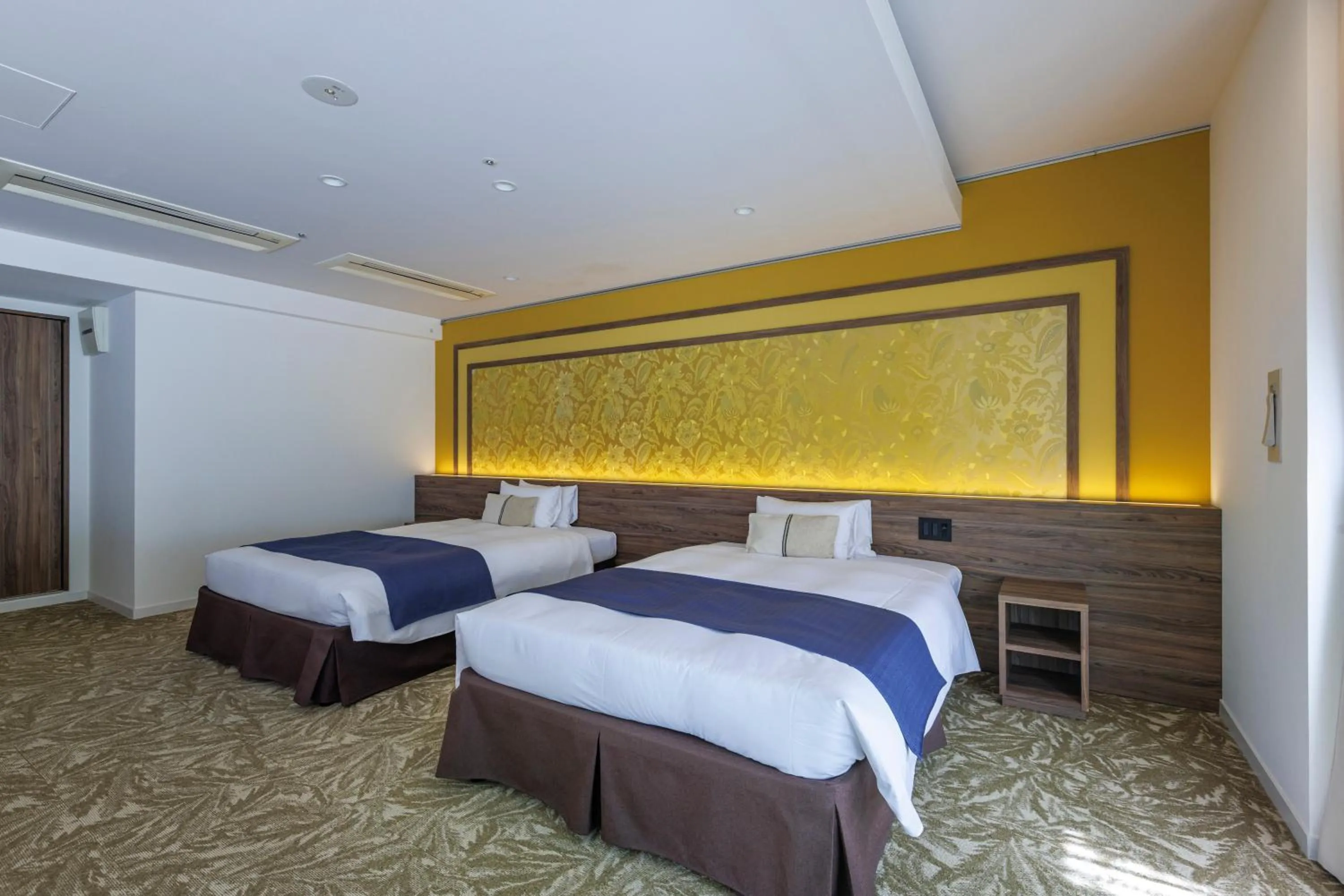 Bed in WeBase KAMAKURA