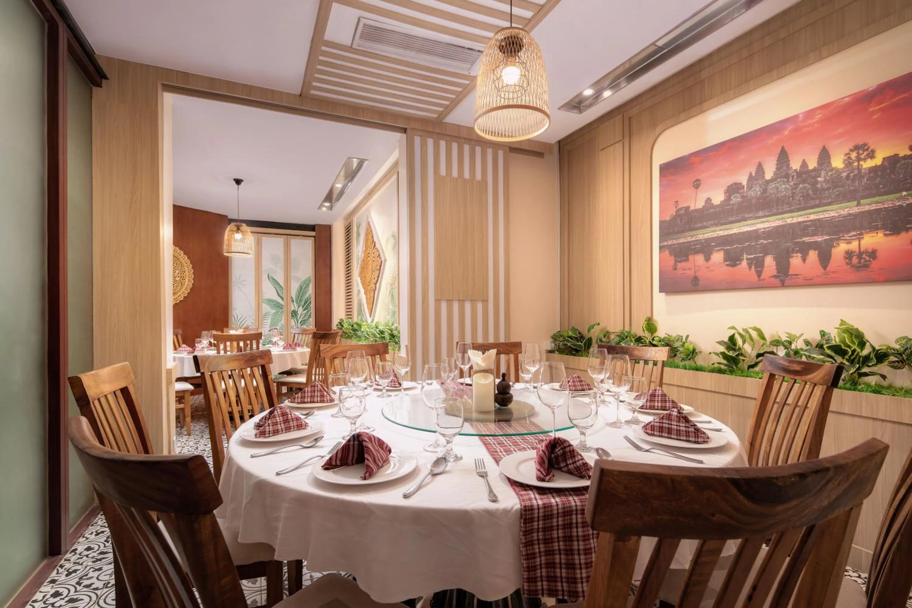 Restaurant/places to eat in G Mekong Hotel Phom Penh