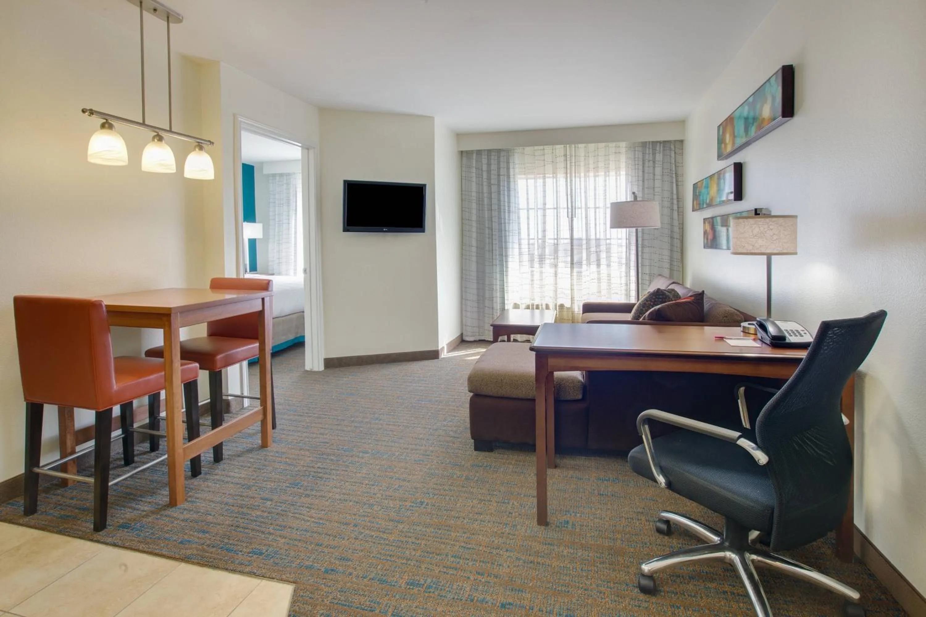 Living room in Residence Inn Midland