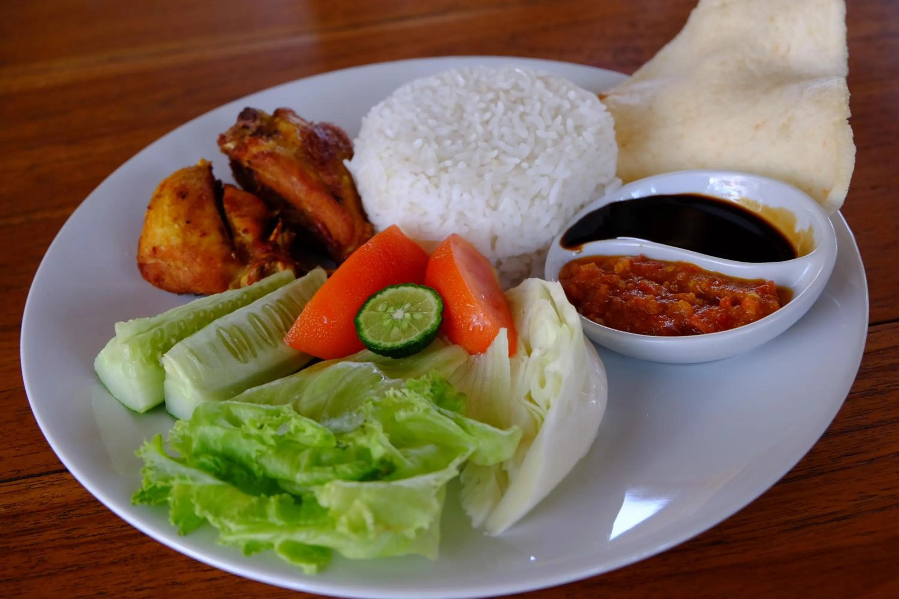 Restaurant/places to eat in Paradesa Villa