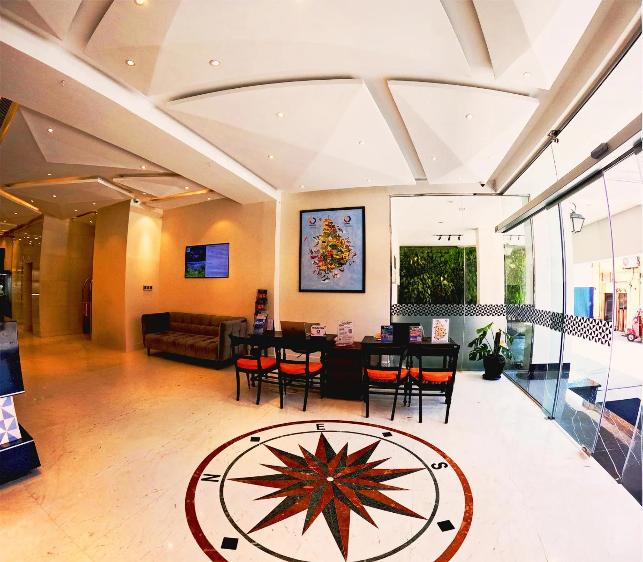 Lobby or reception in Fairway Colombo - Sri Lanka's First Hotel With Robot Technology