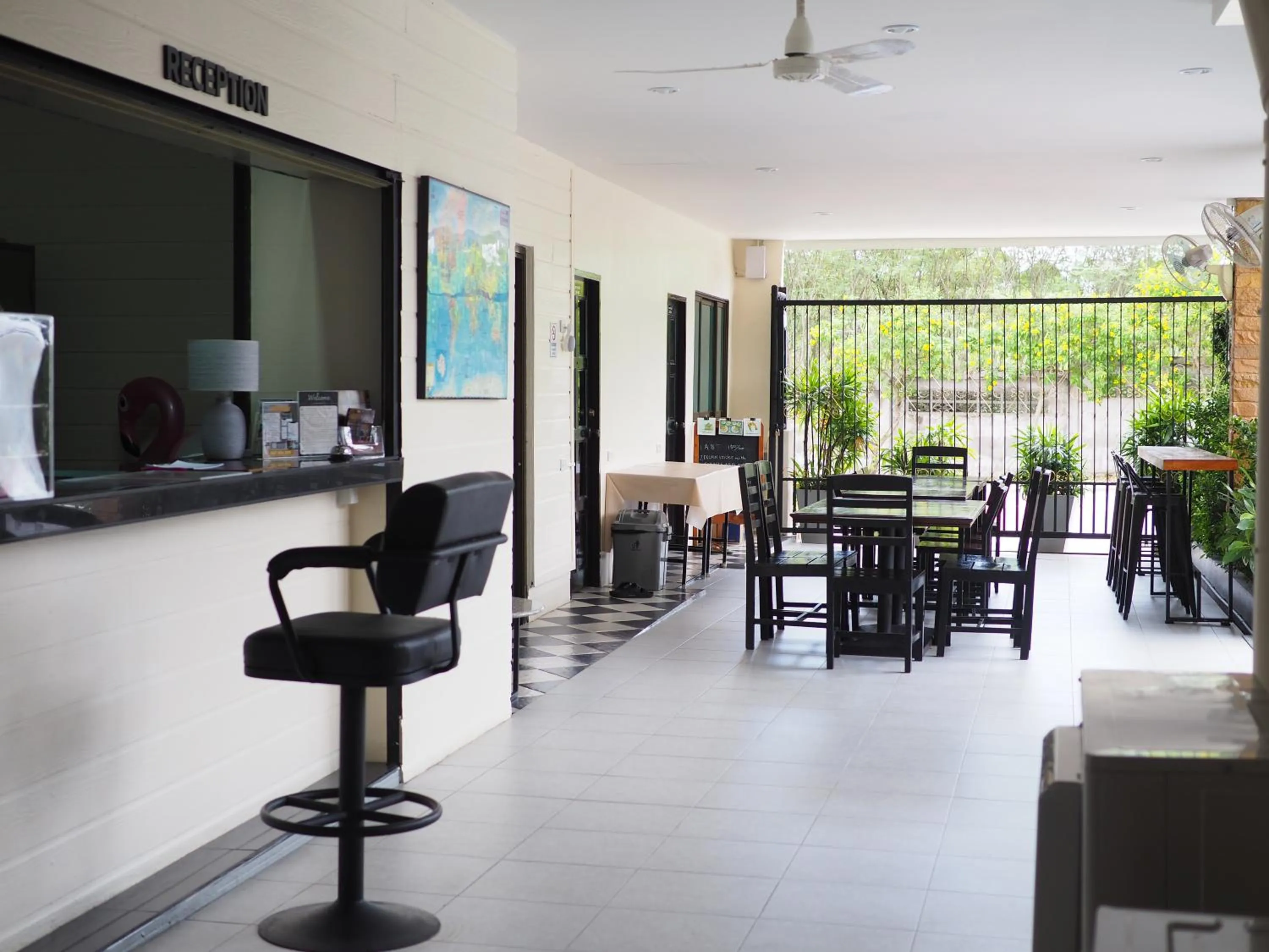 Day in Mangoes Pattaya