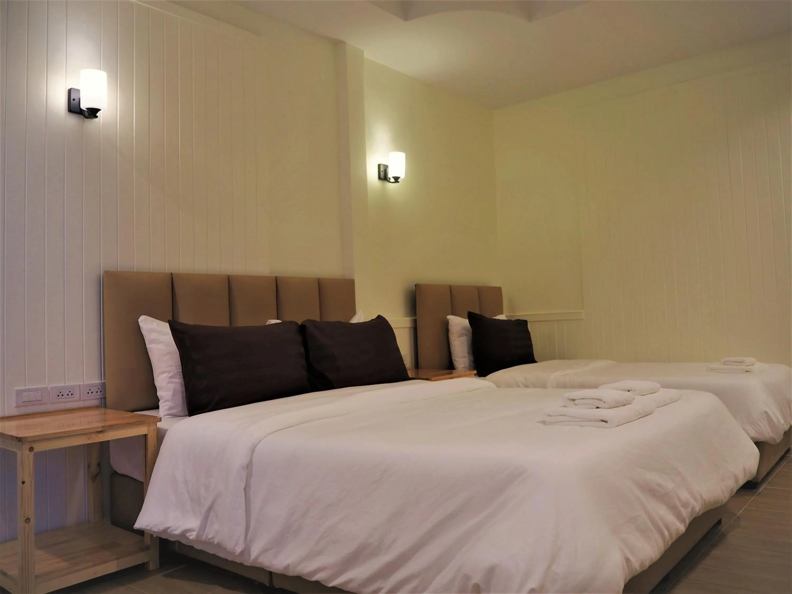 Bed in Mangoes Pattaya