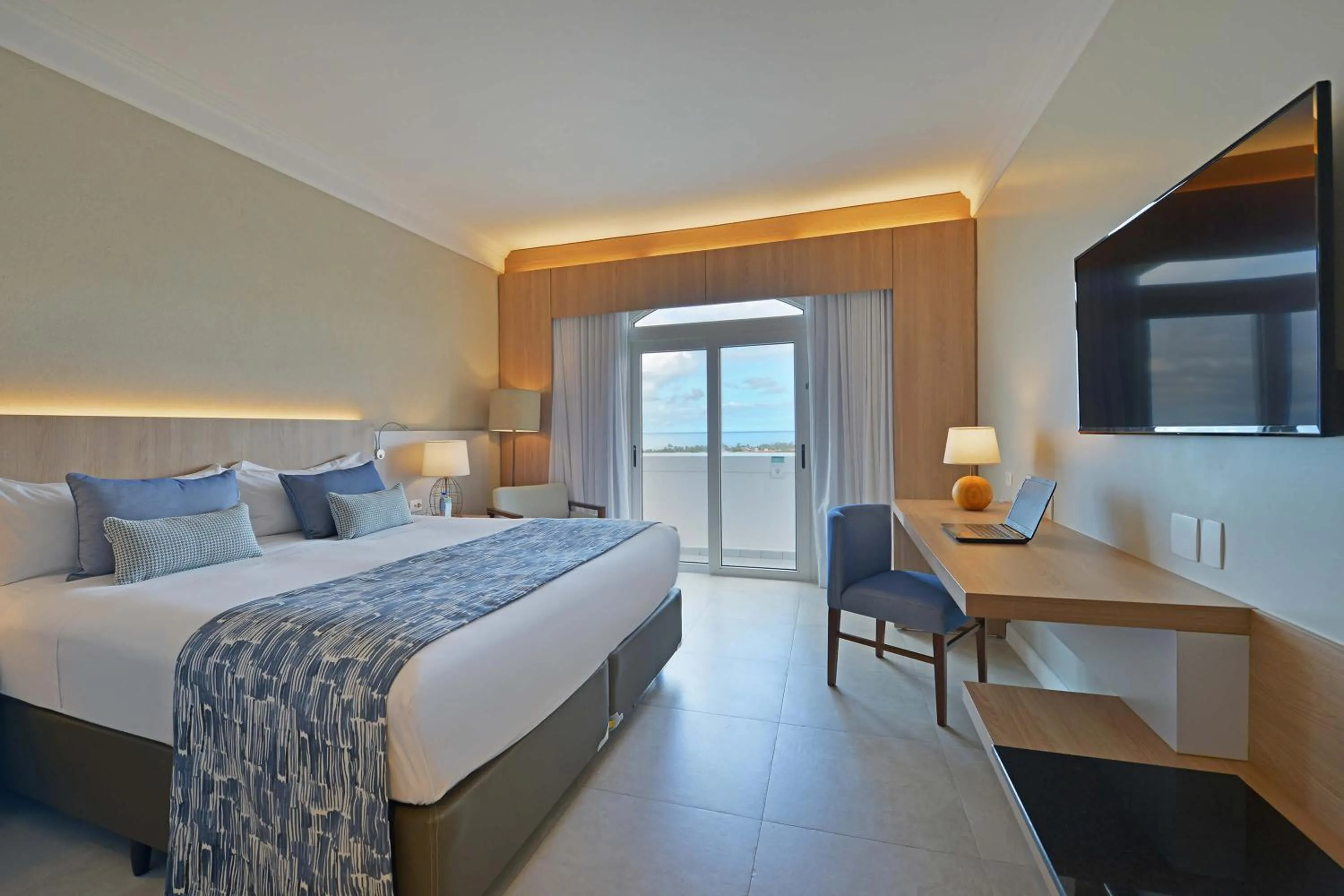 Bed in Hotel Deville Prime Salvador