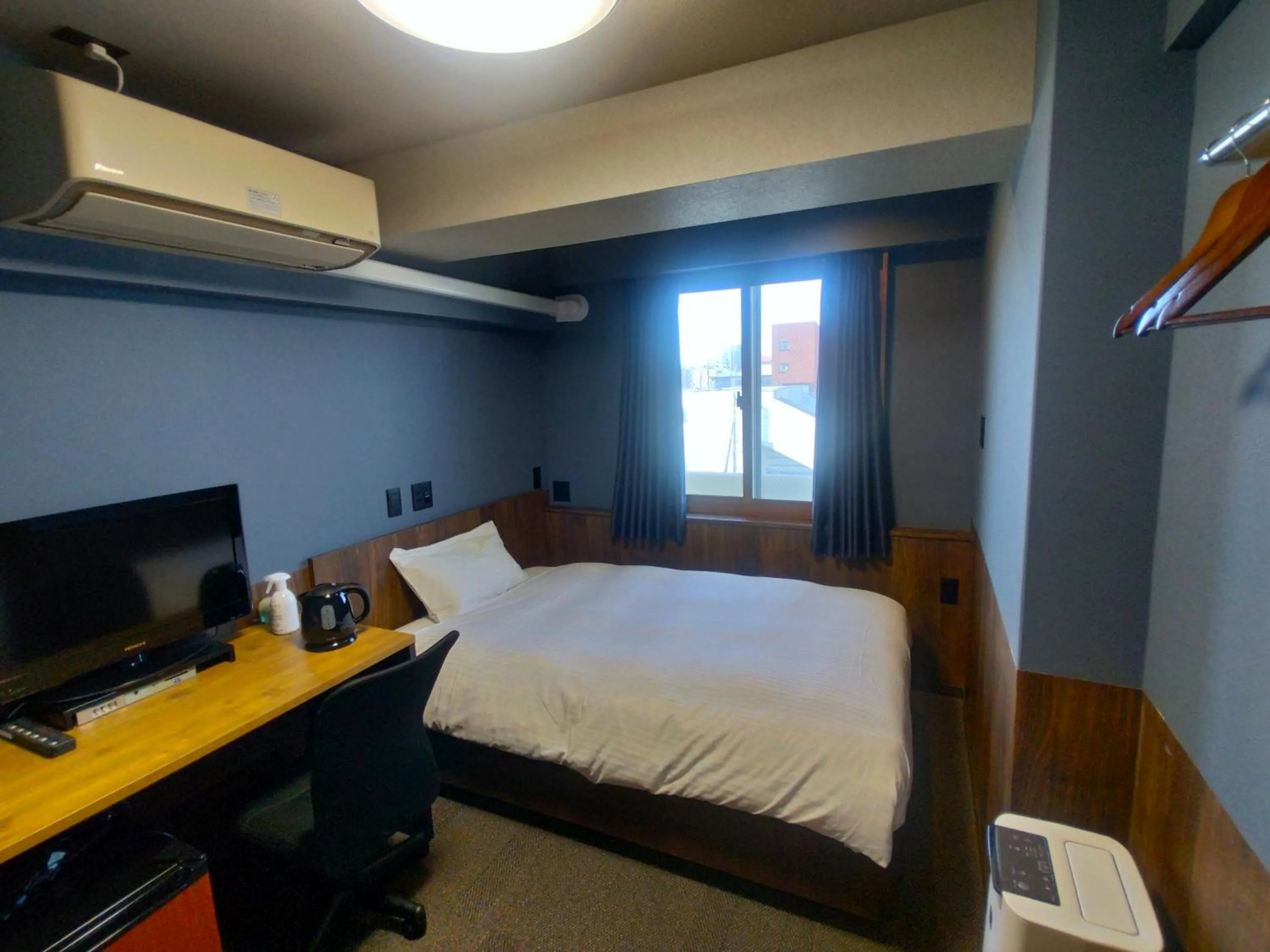 Bed in Handa Station Hotel