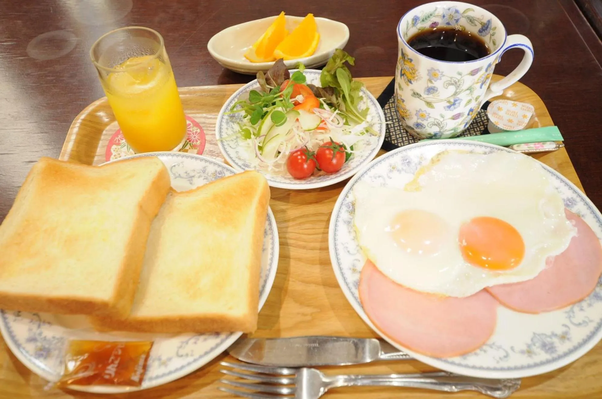 Food in Handa Station Hotel