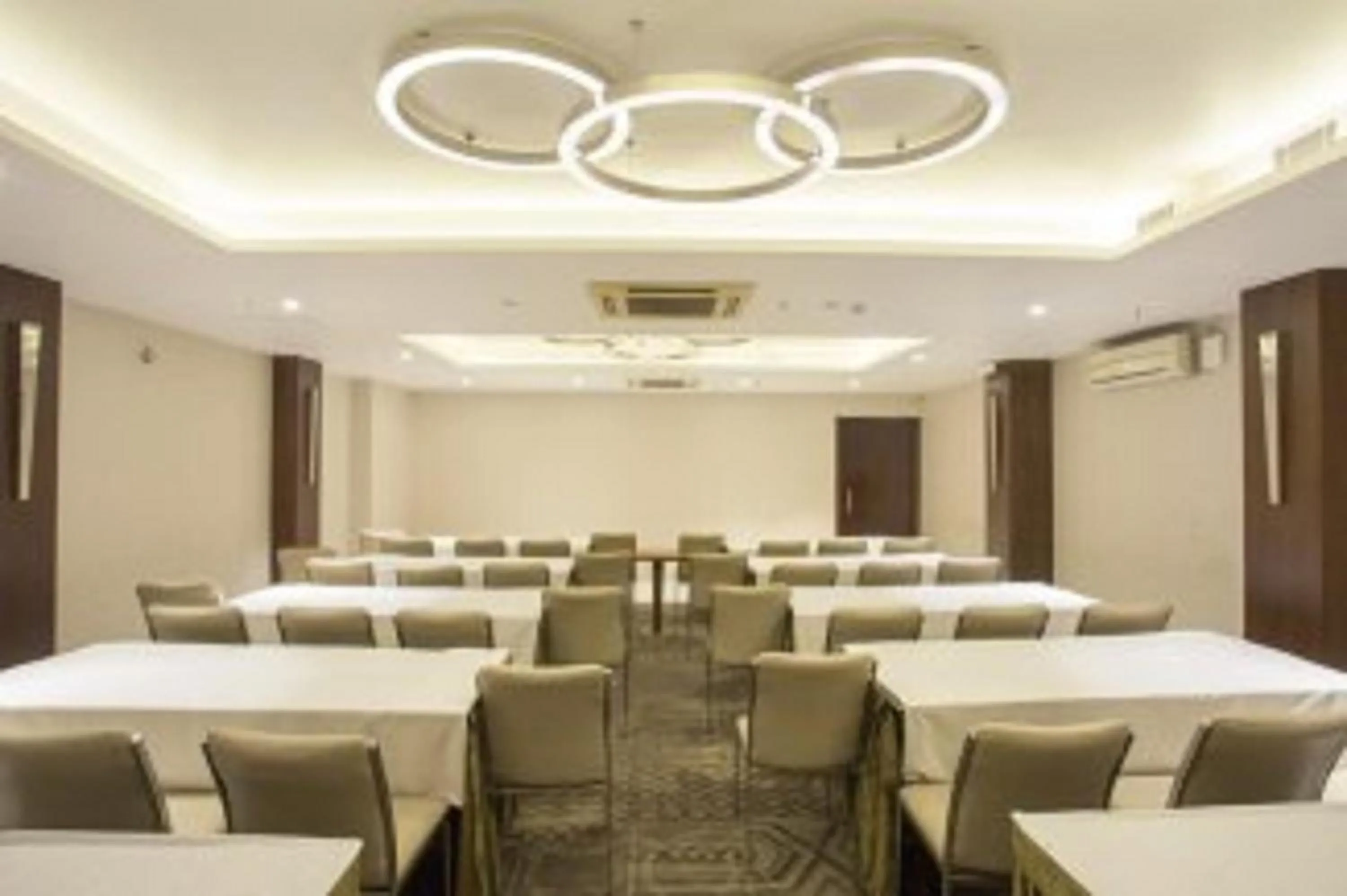 Meeting/conference room in Connaught Royale Delhi